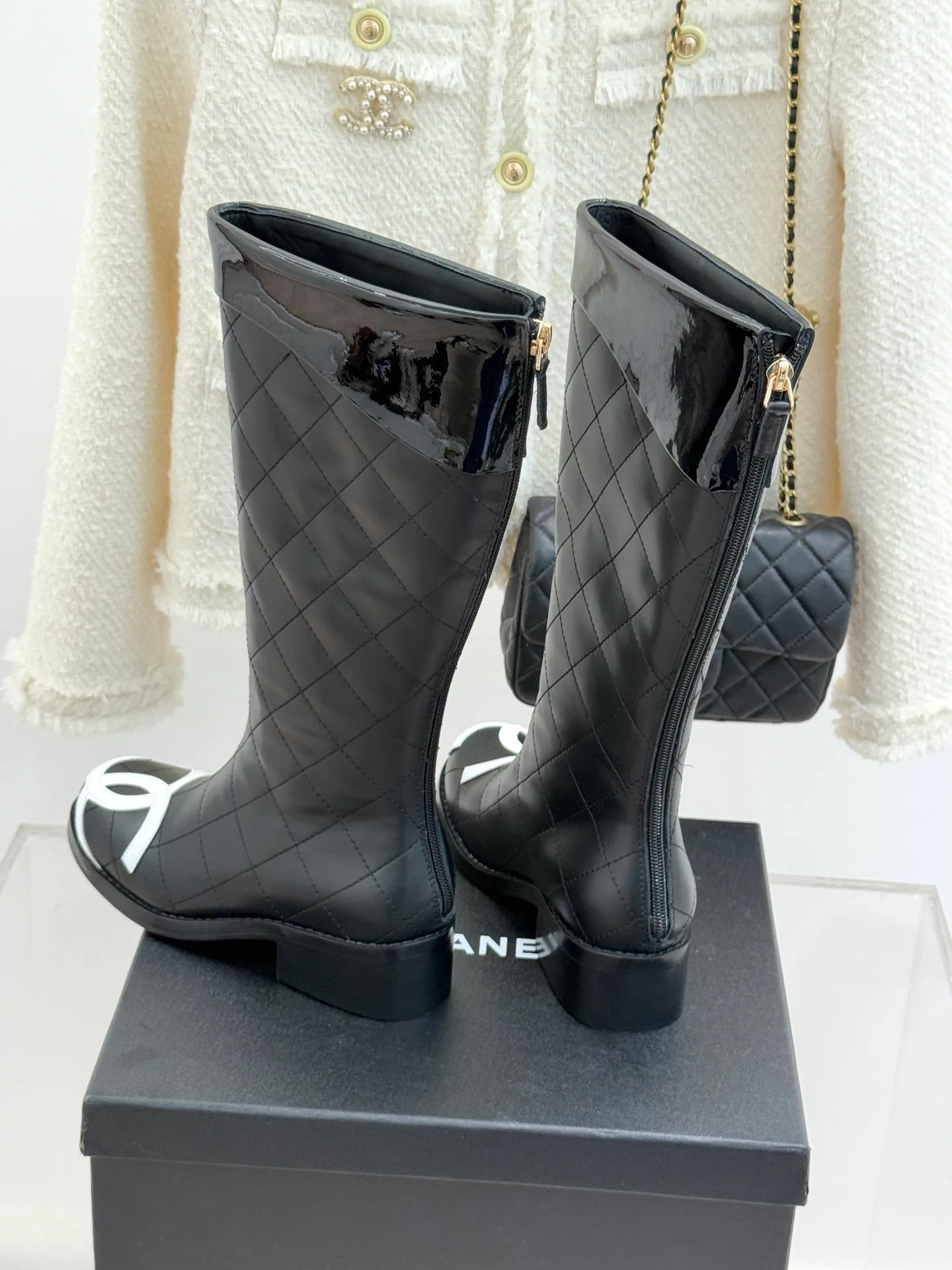 Women's Boots CHANEL 18154364