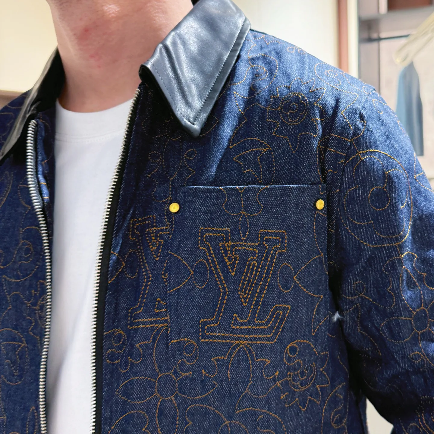 Men's Jackets And Down Jackets LOUIS VUITTON 18197310