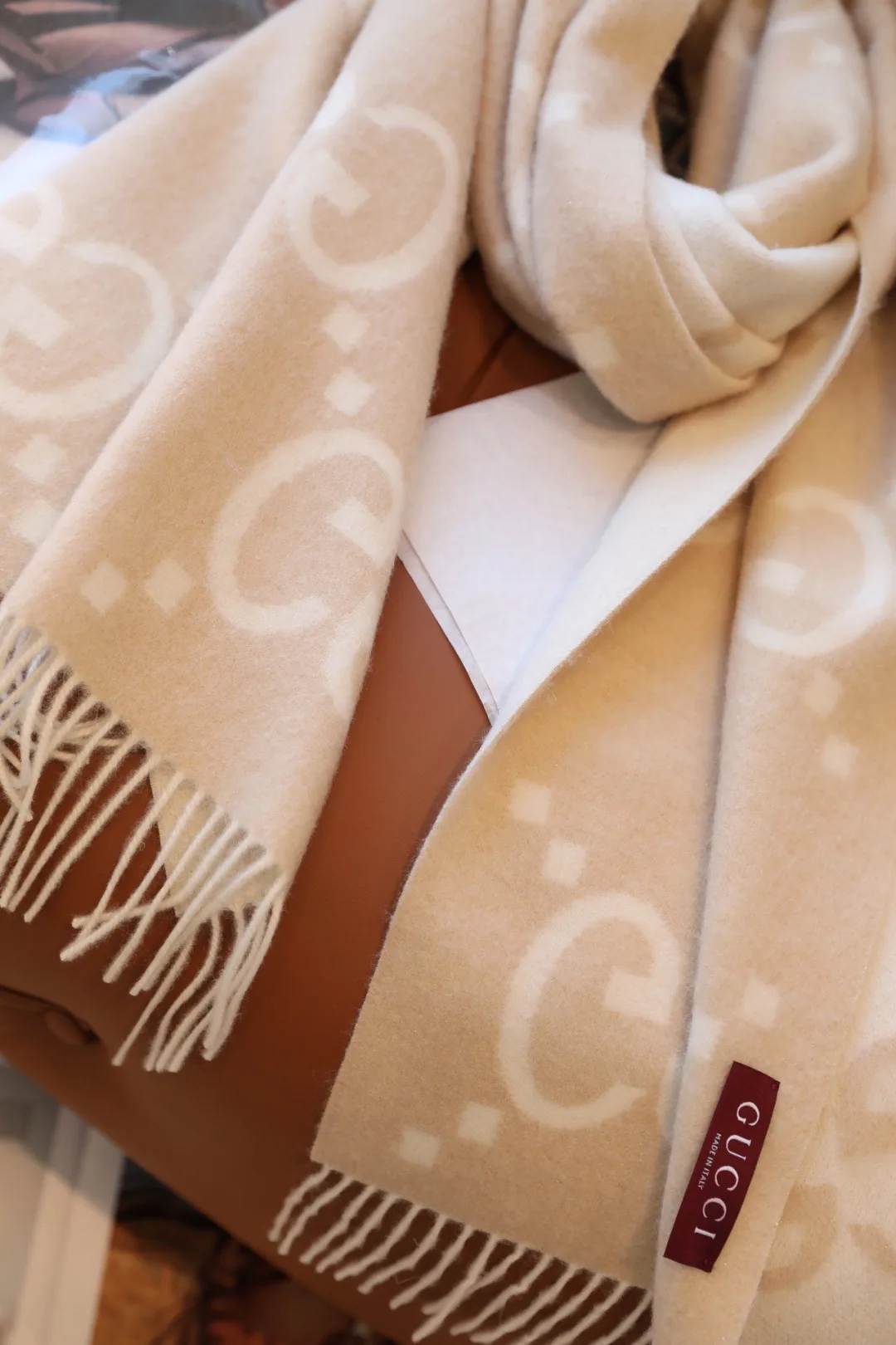 Scarves GUCCI 18265974