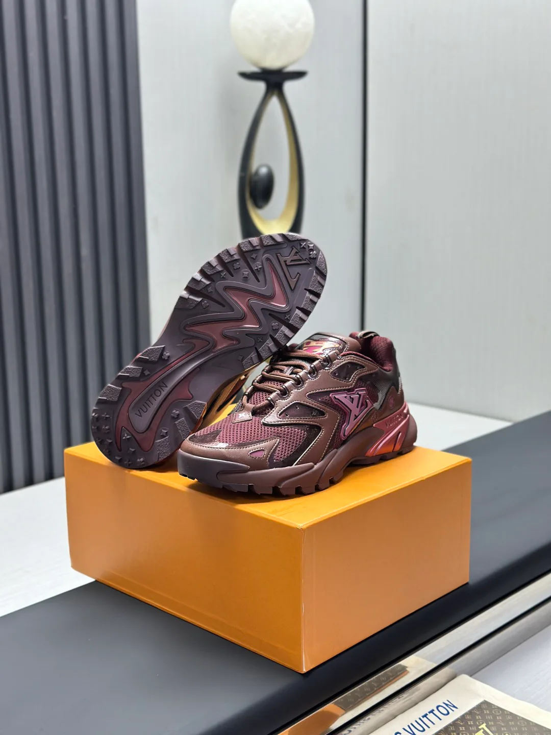 Women's Sneakers LOUIS VUITTON 18211991