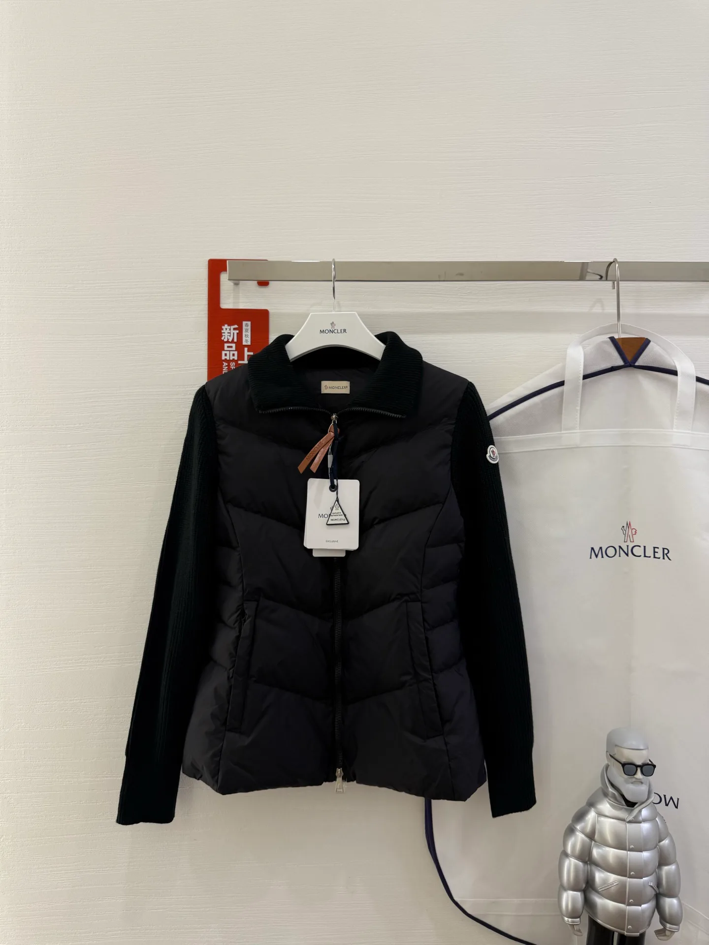 Men's Jackets And Down Jackets MONCLER 18029929
