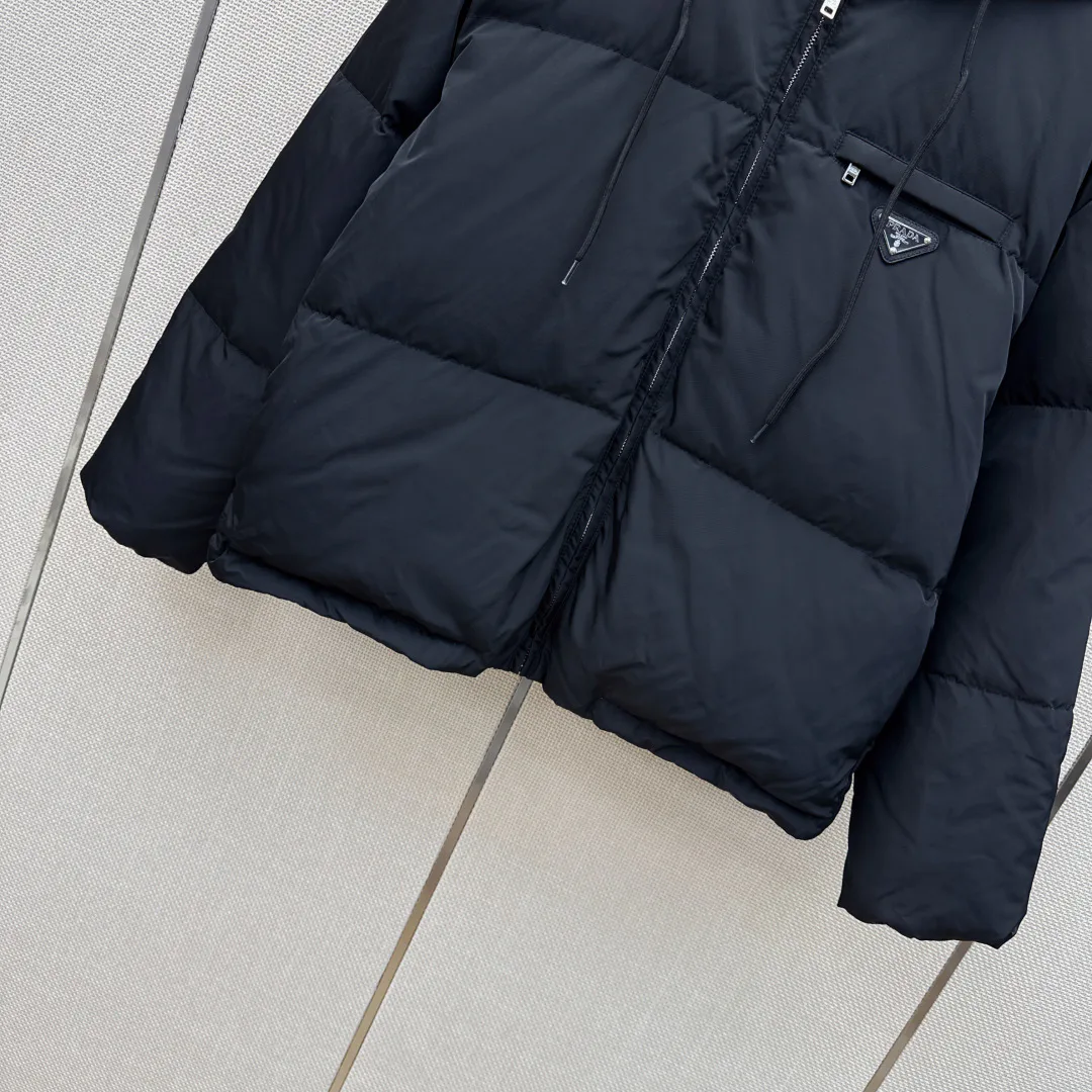 Women's Jackets And Down Jackets PRADA 18183489