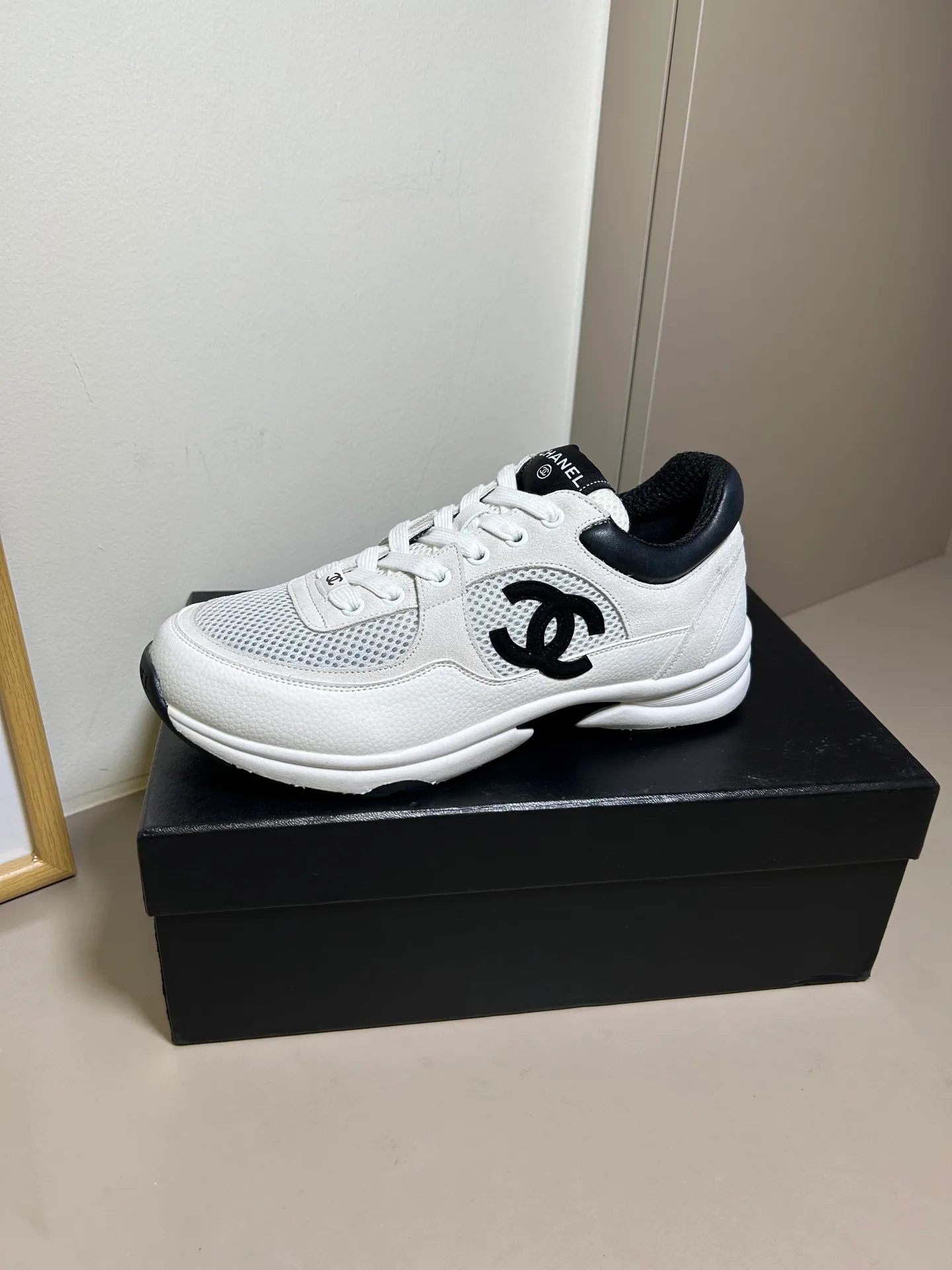 Women's Sneakers CHANEL 17954906