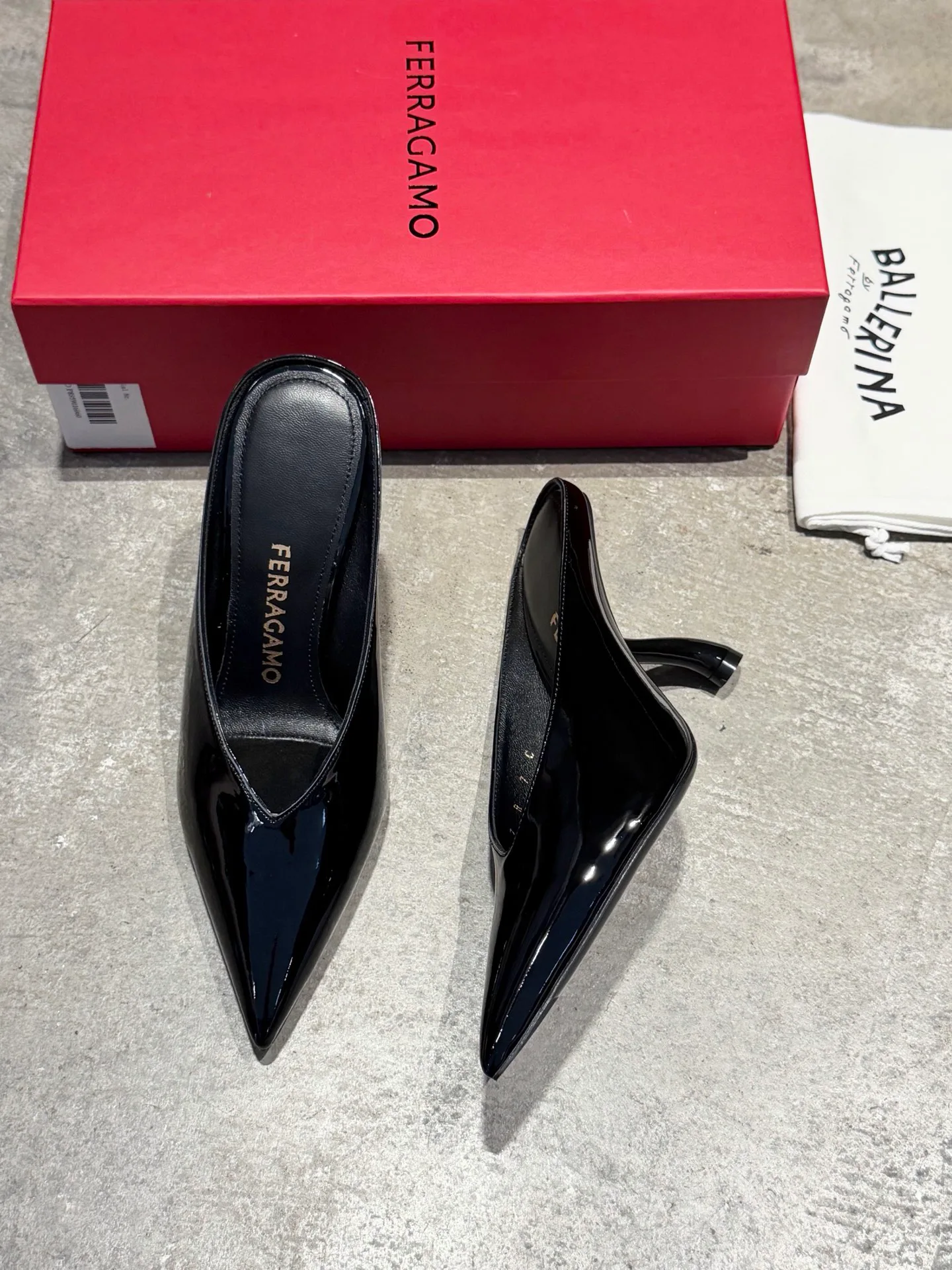 Women's Mules And Clogs SALVATORE FERRAGAMO 18531673