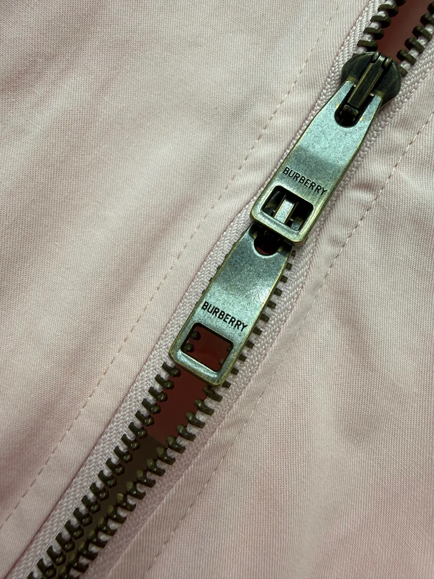 Women's Jackets And Down Jackets BURBERRY 17796312