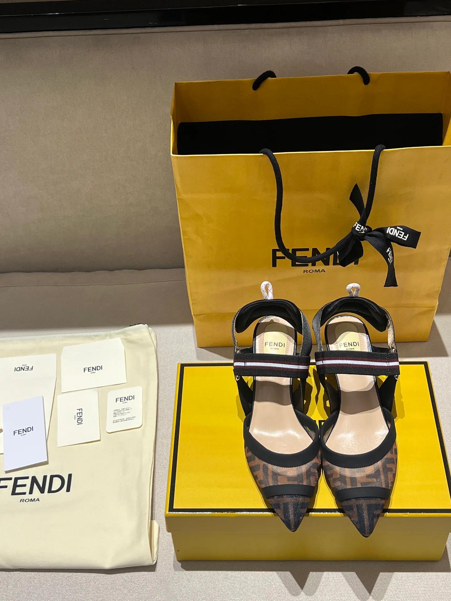 Women's Heels FENDI 18278679