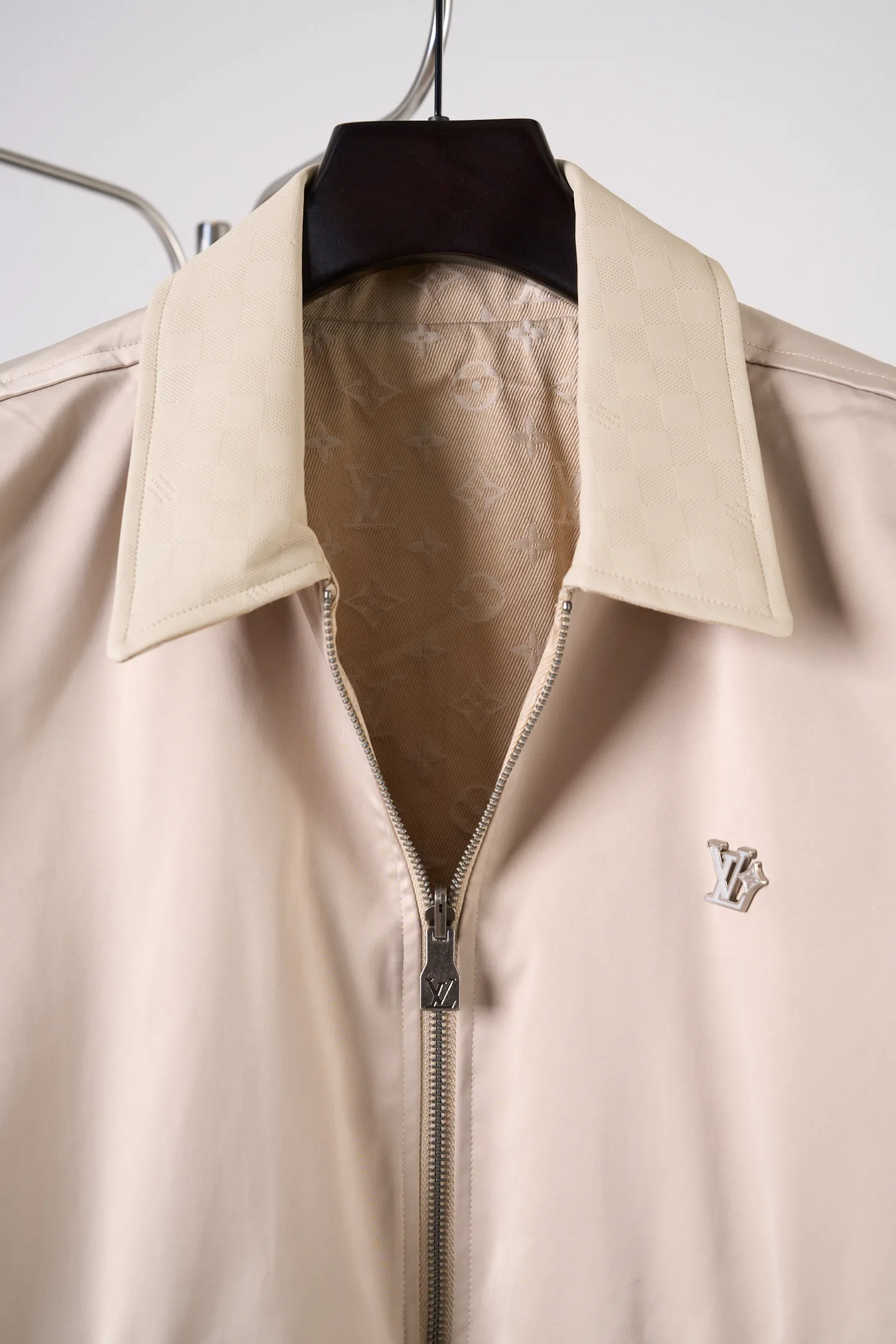 Men's Jackets And Down Jackets LOUIS VUITTON 18178834