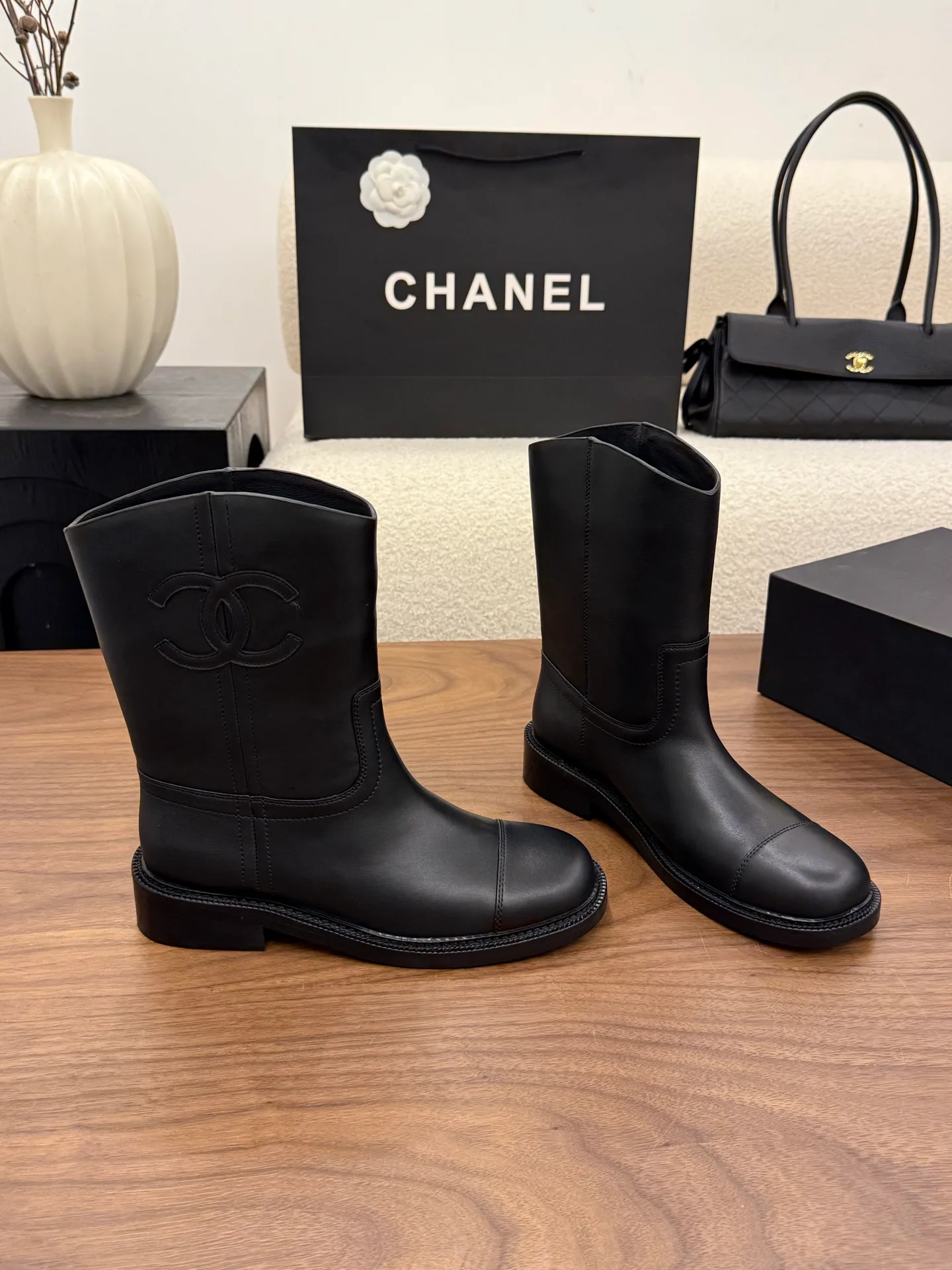 Women's Boots CHANEL 18440825