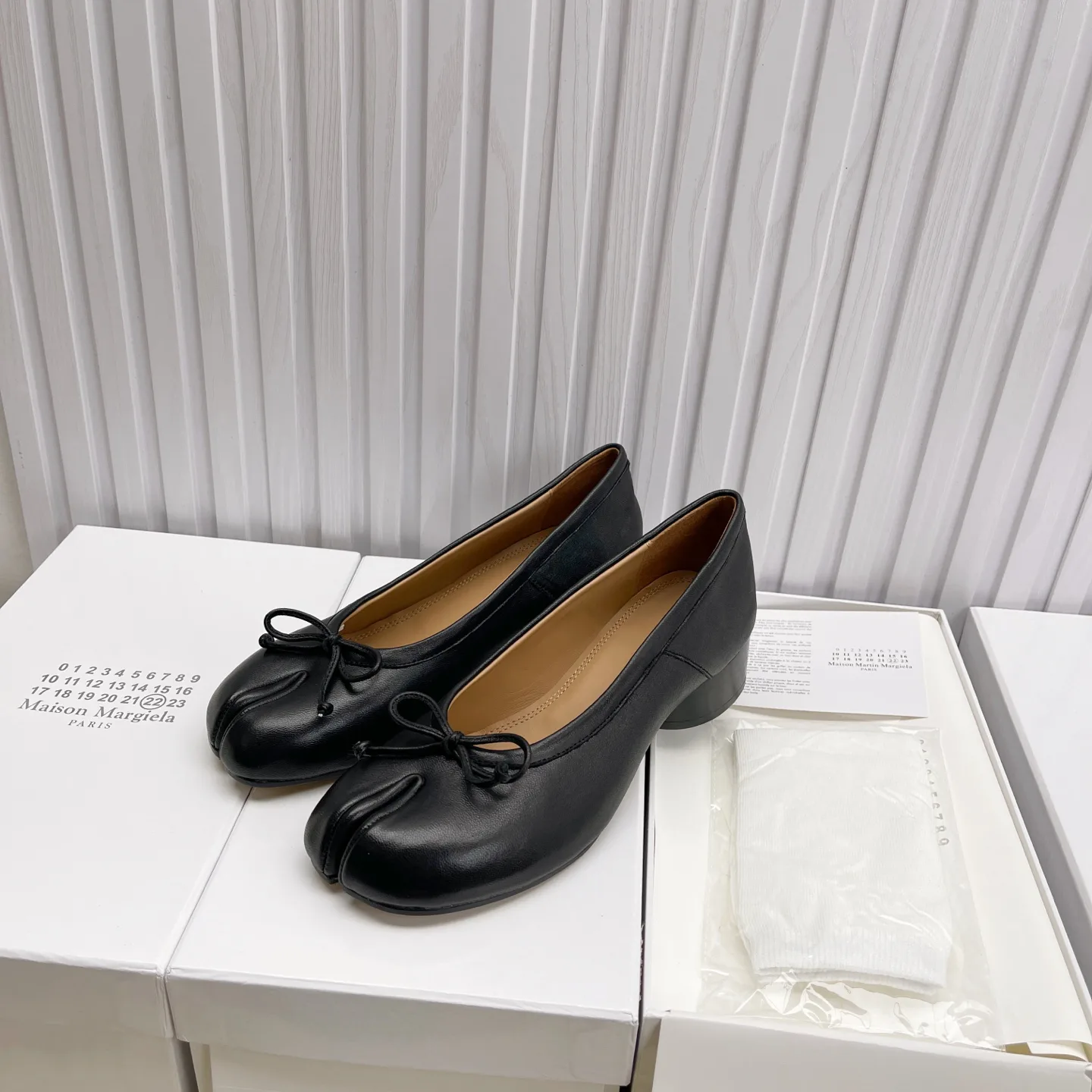 Women's Ballet Flats MAISON MARGIELA 18104496