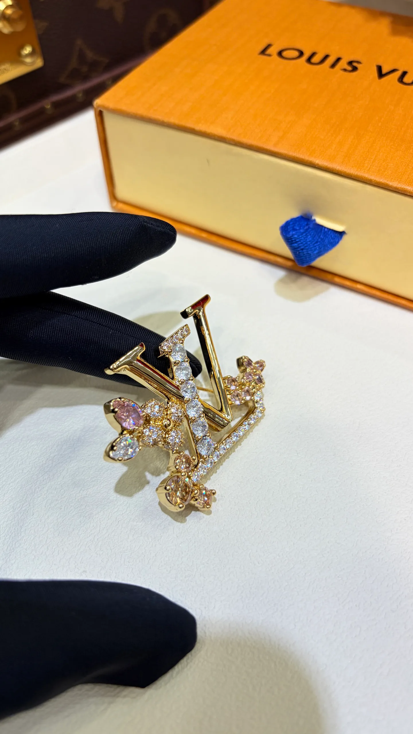 Jewelry LOUIS VUITTON 18504624
