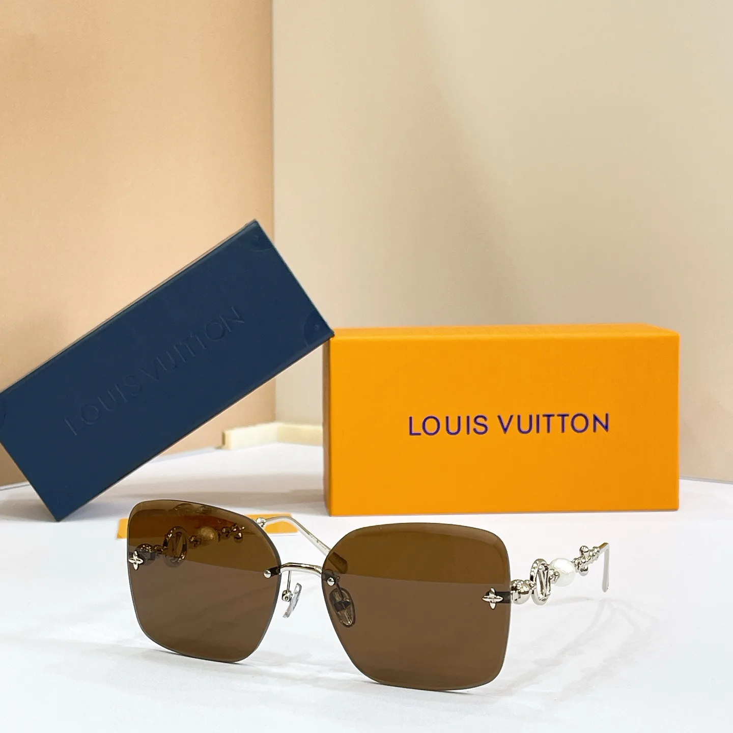 Glasses LOUIS VUITTON 17495901