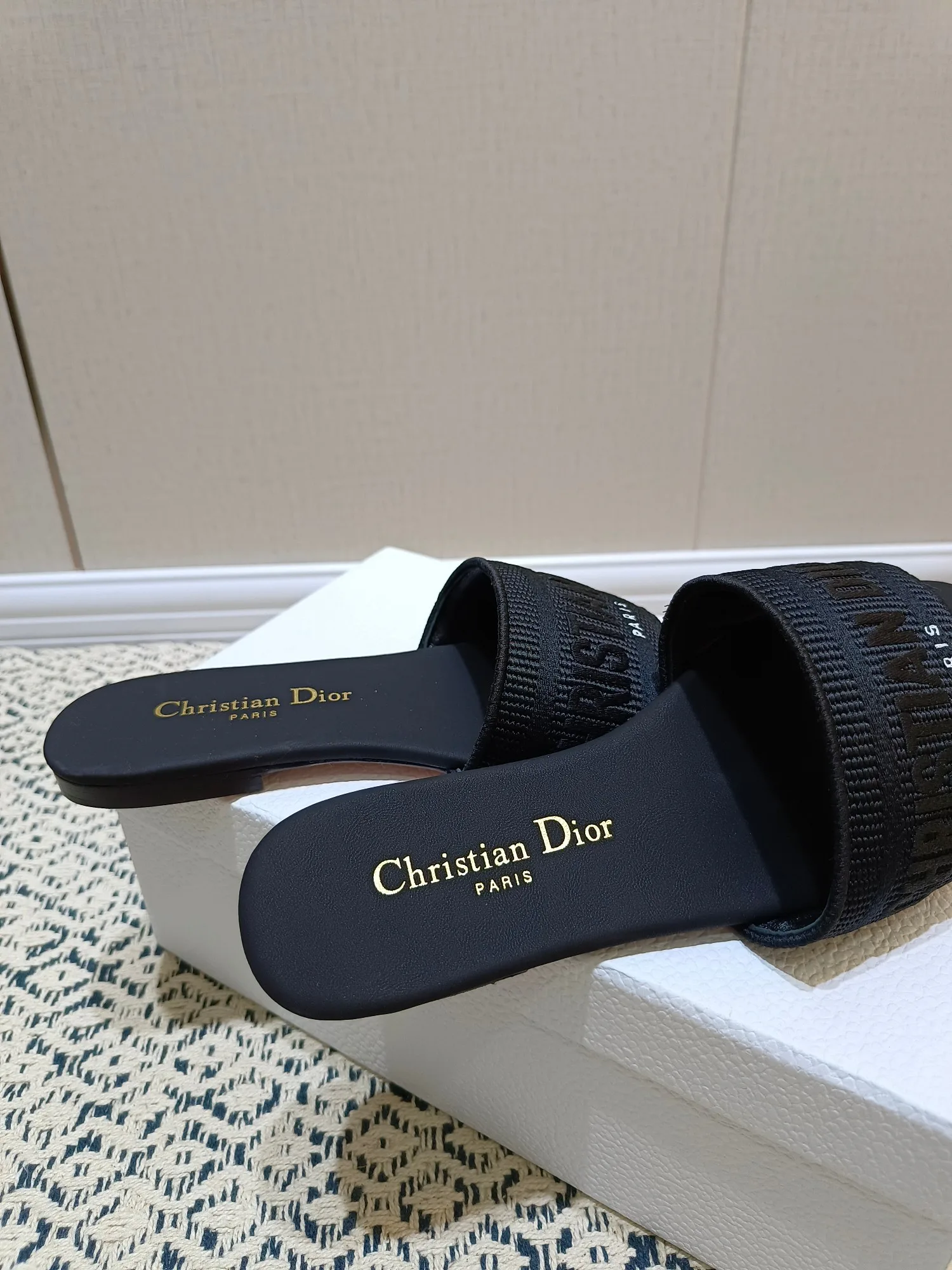 Women's Flip-Flops CHRISTIAN DIOR 17805882