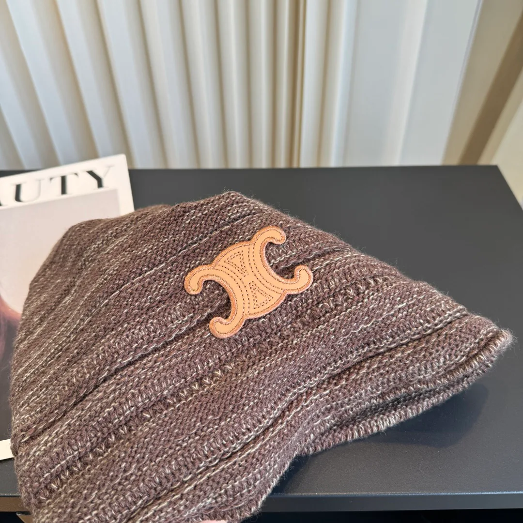 Hats CELINE 18198455