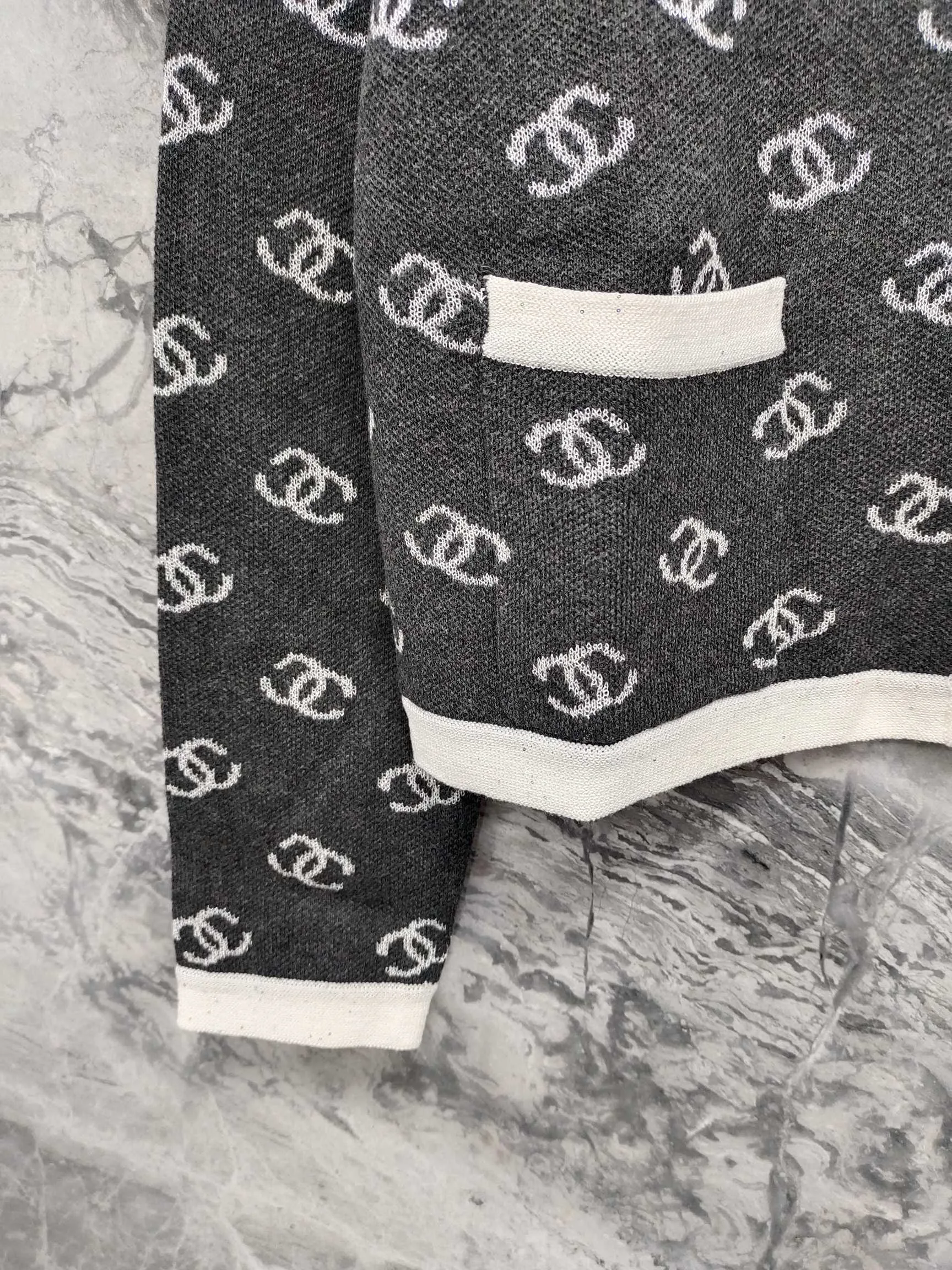 Women's Jumpers And Sweaters CHANEL 17954420