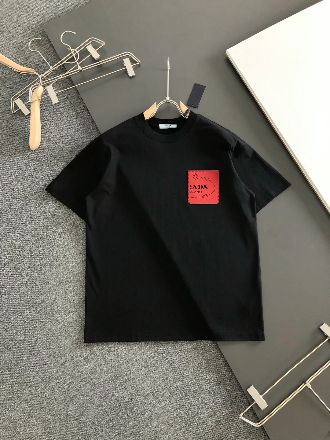 Men's T-Shirts PRADA 17642120