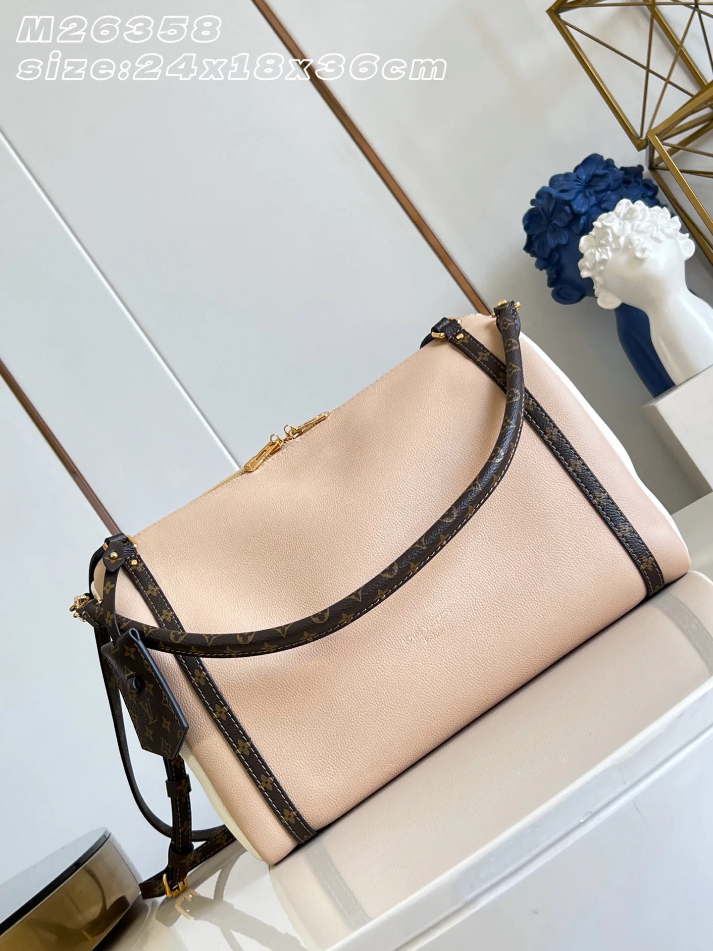 Women's Classic Handbags LOUIS VUITTON 17454385