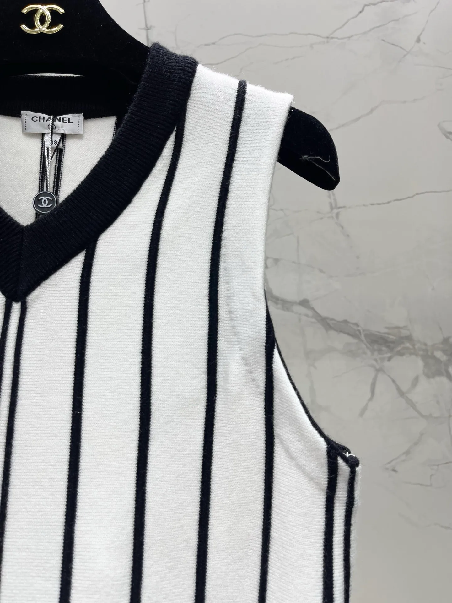 Women's Vests CHANEL 18138579