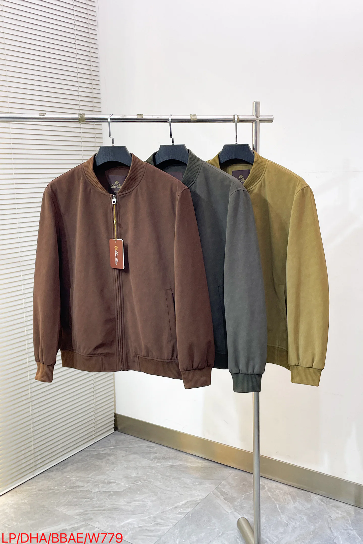 Men's Jackets And Down Jackets LORO PIANA 18392108