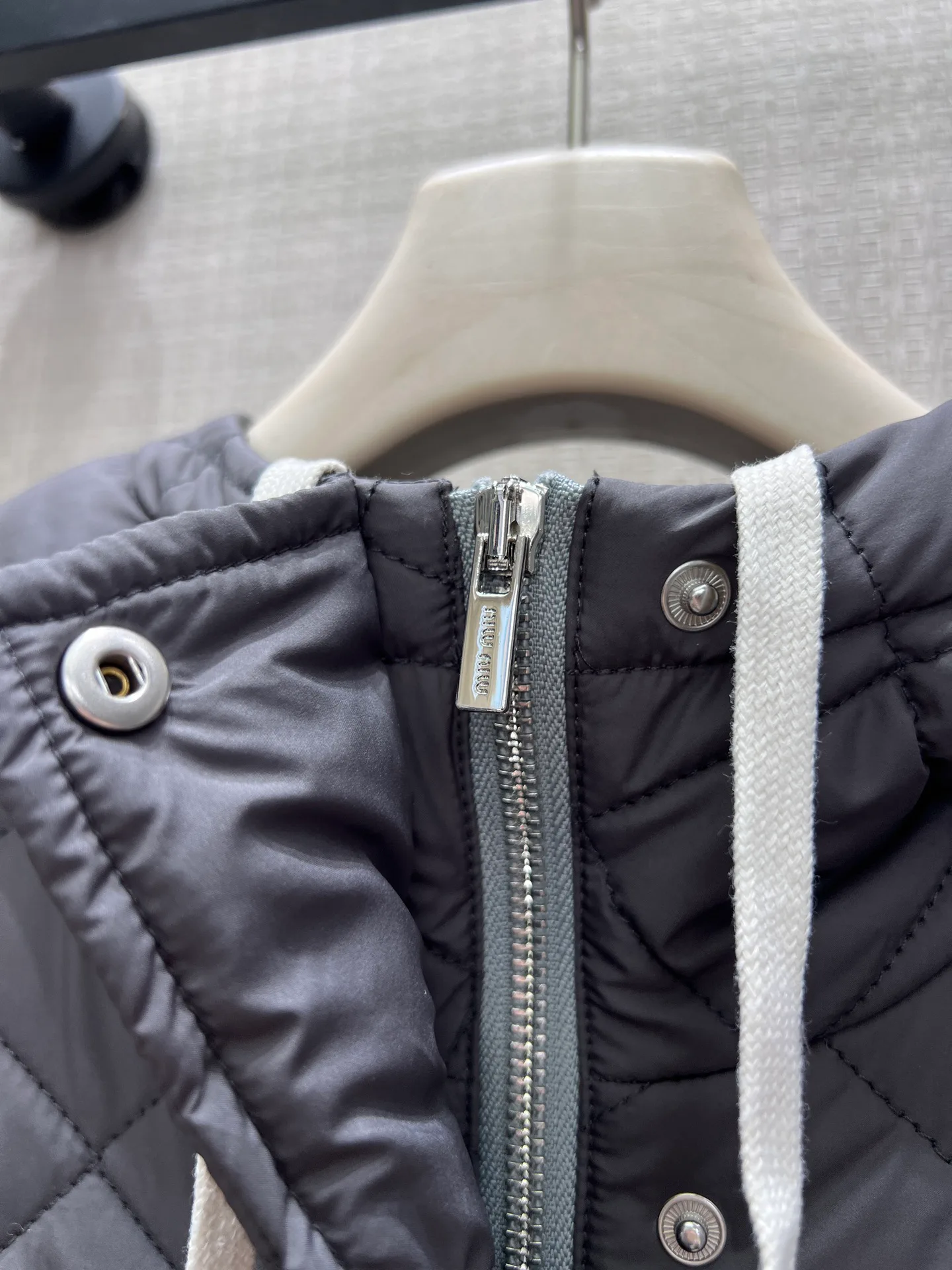 Women's Jackets And Down Jackets MIU MIU 17879775