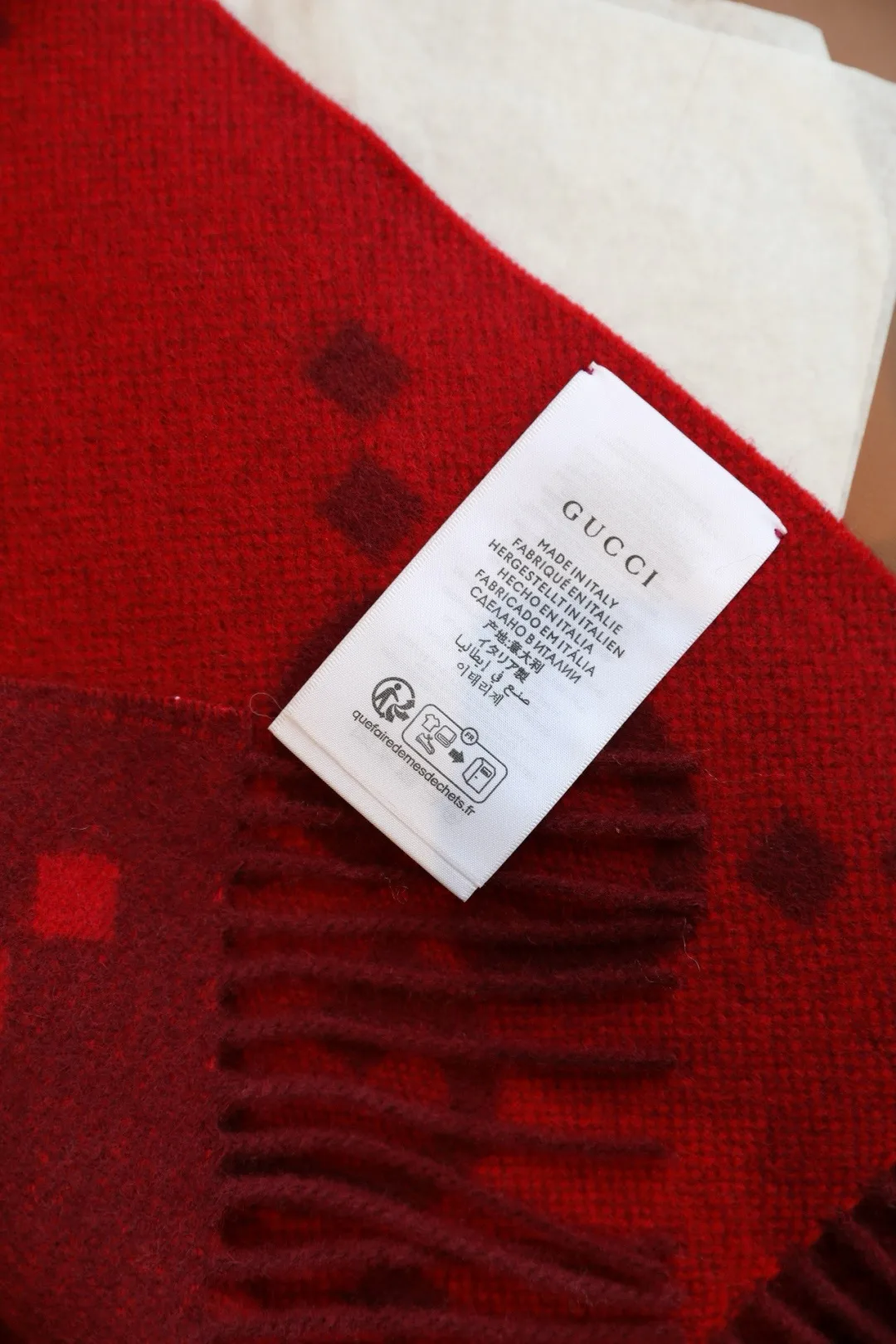 Scarves GUCCI 18265973