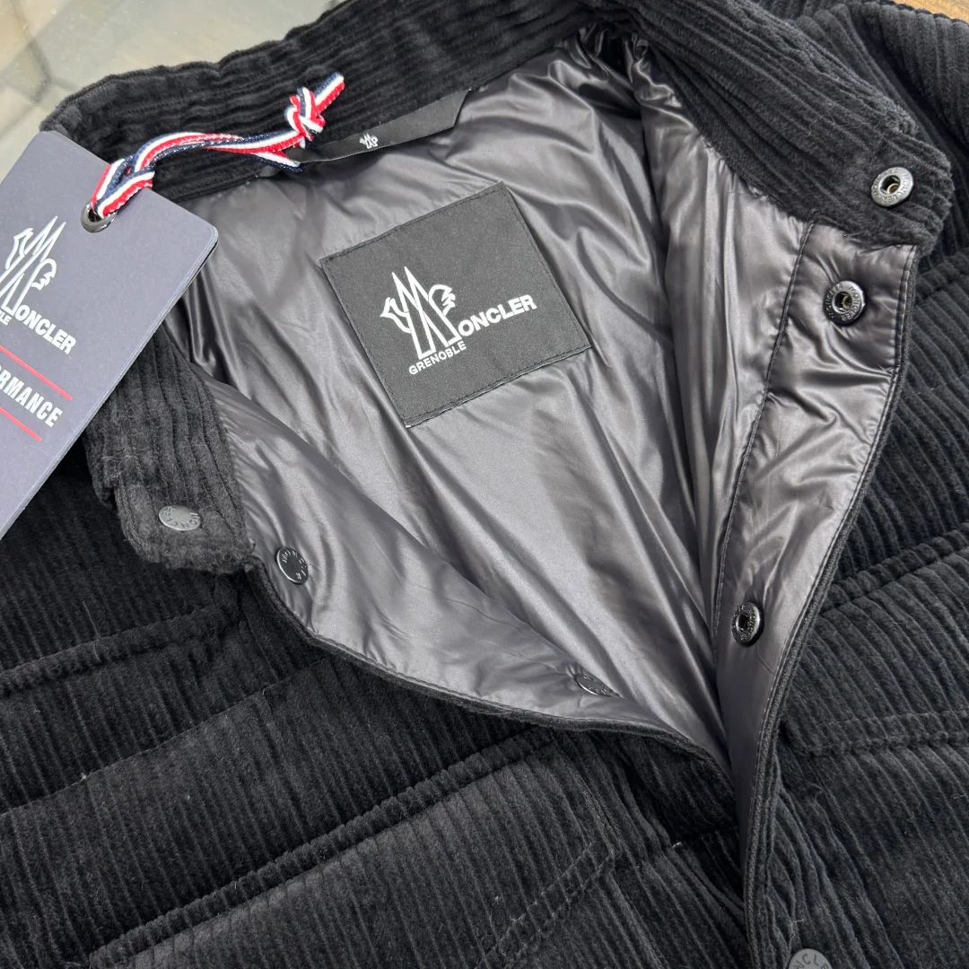 Men's Jackets And Down Jackets MONCLER 18001966