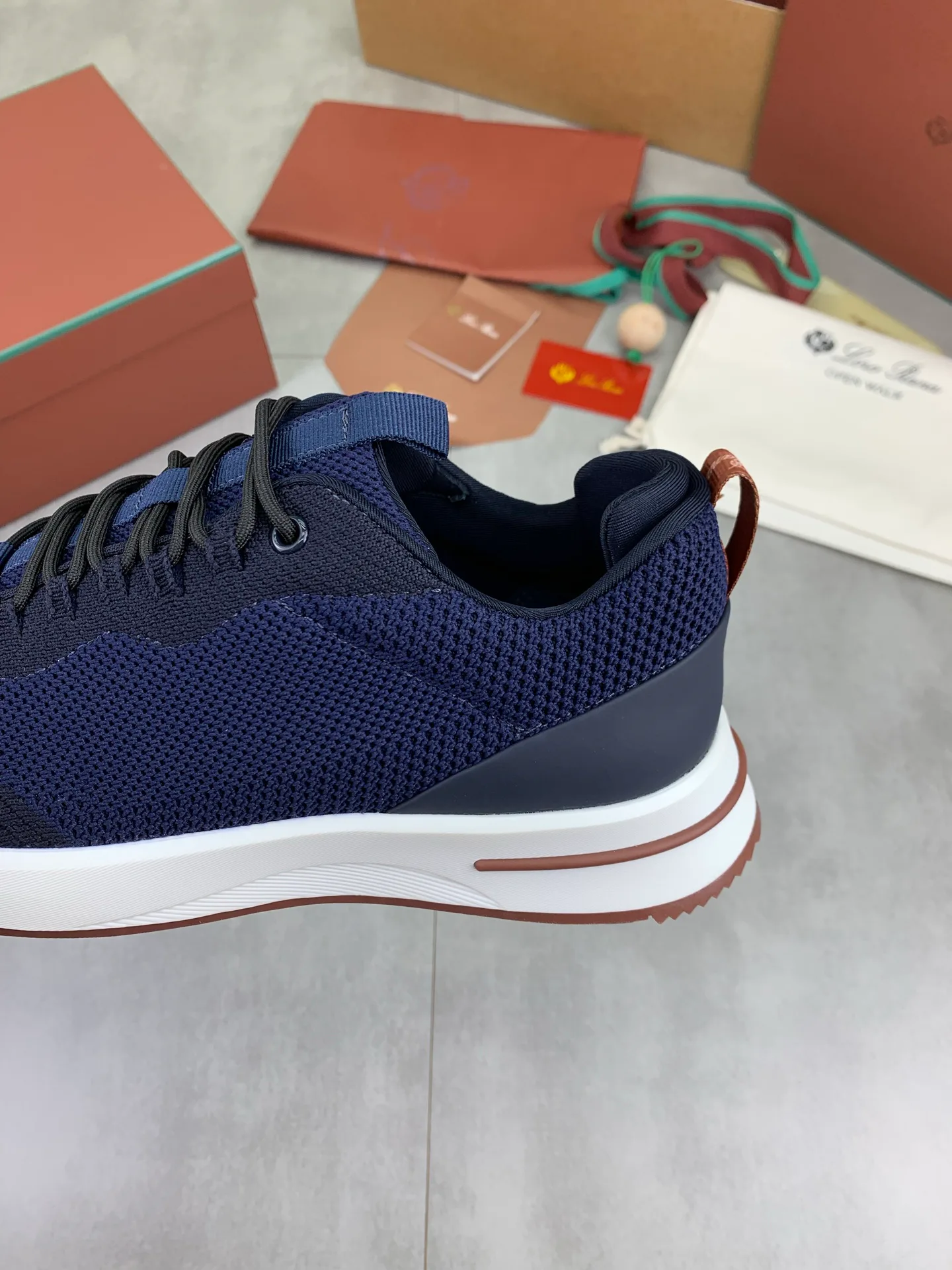 Men's Sneakers LORO PIANA 18365202