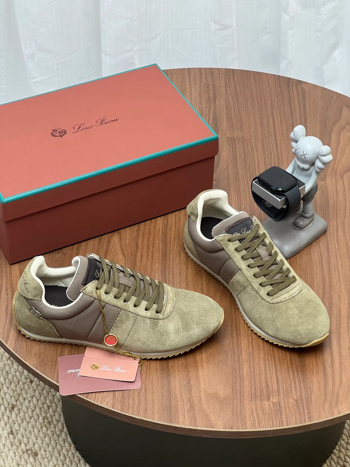 Women's Sneakers LORO PIANA 17787097
