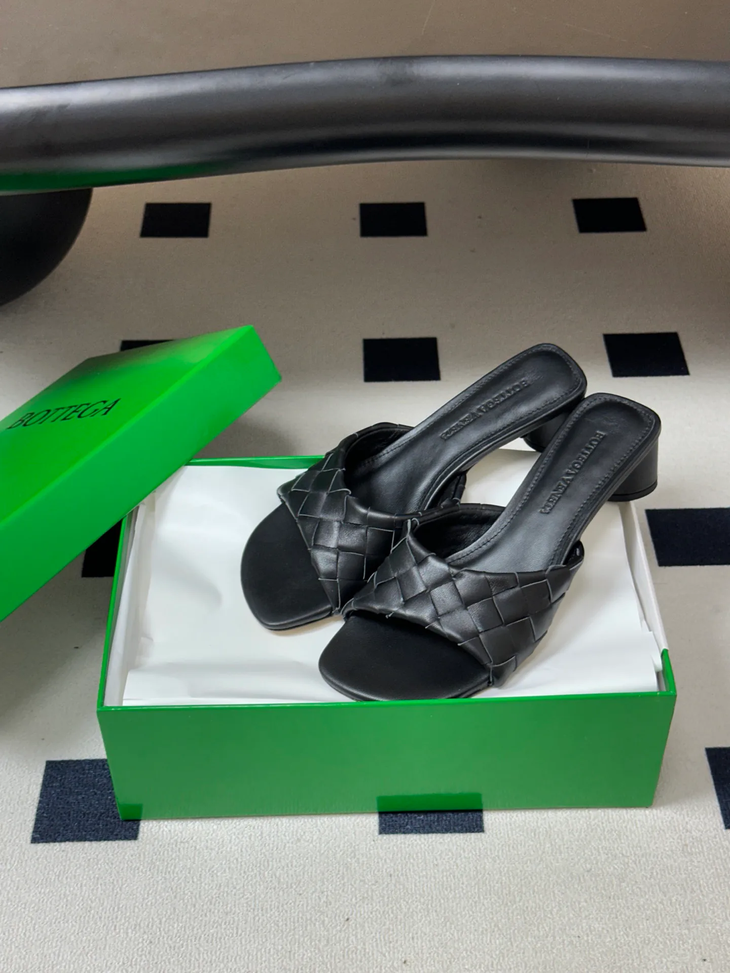 Women's Mules And Clogs BOTTEGA VENETA 17480755