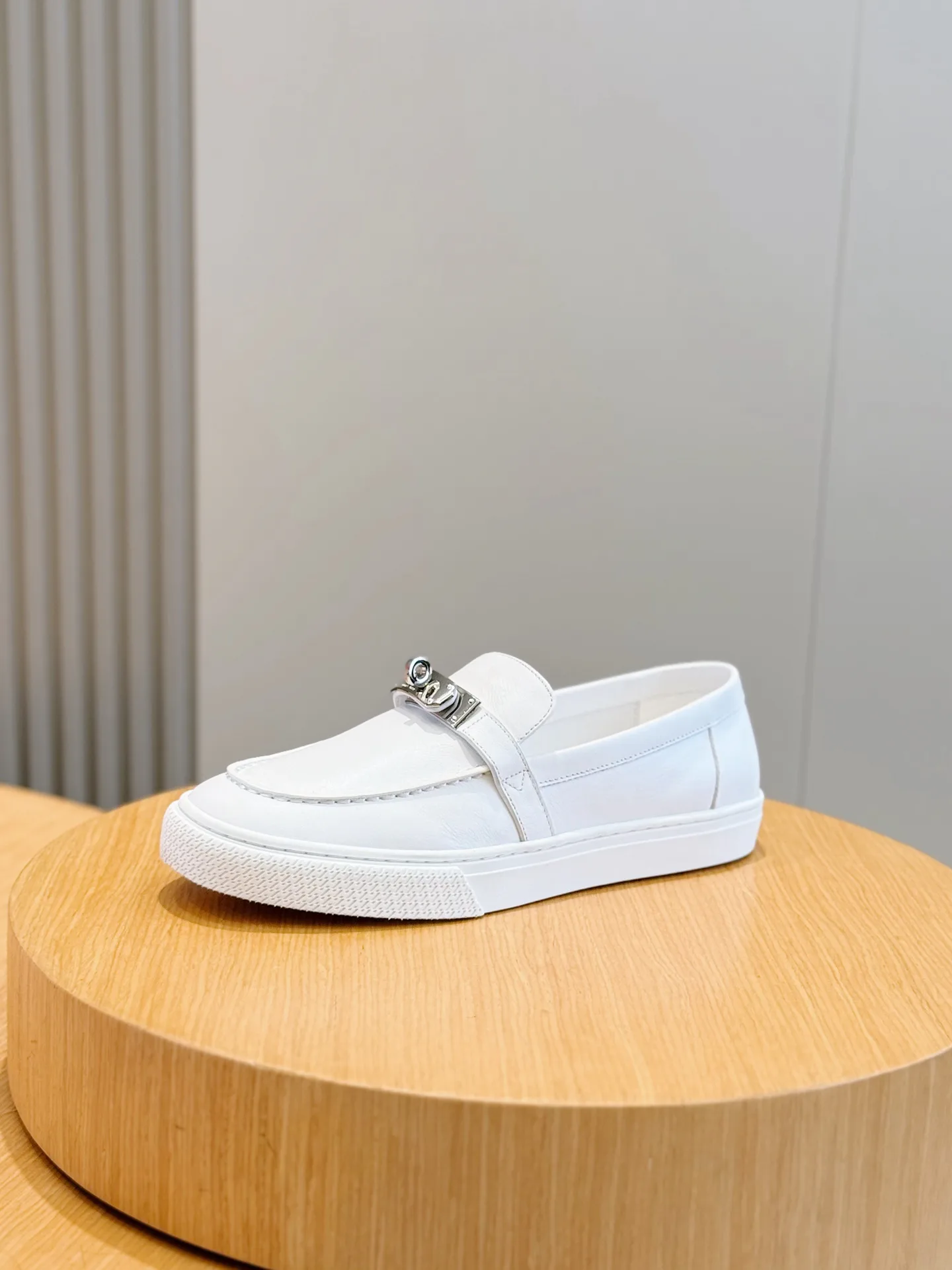 Men's Loafers And Dress Shoes HERMES 17933930