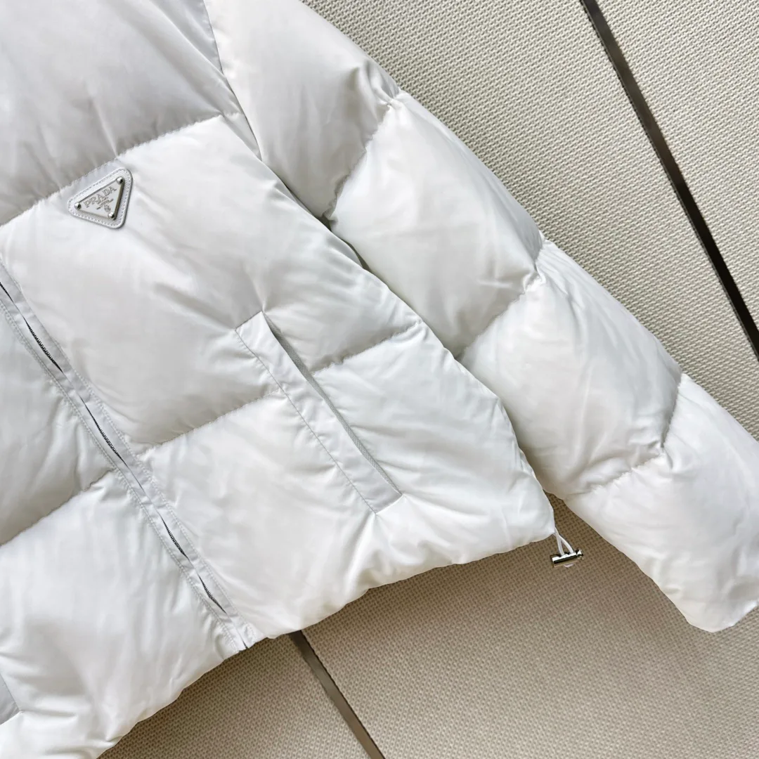 Women's Jackets And Down Jackets PRADA 18127682