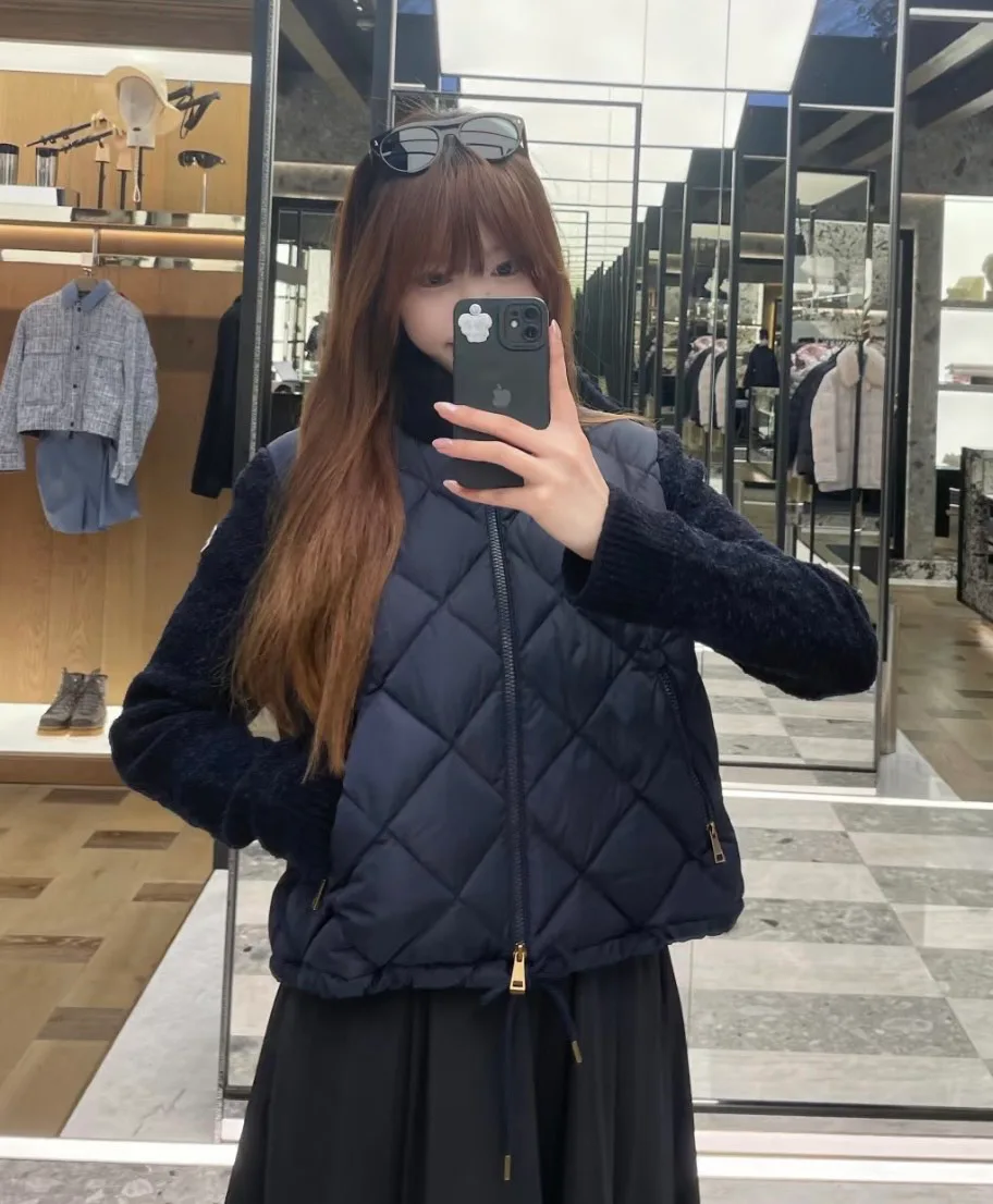 Women's Jackets And Down Jackets MONCLER 18249197