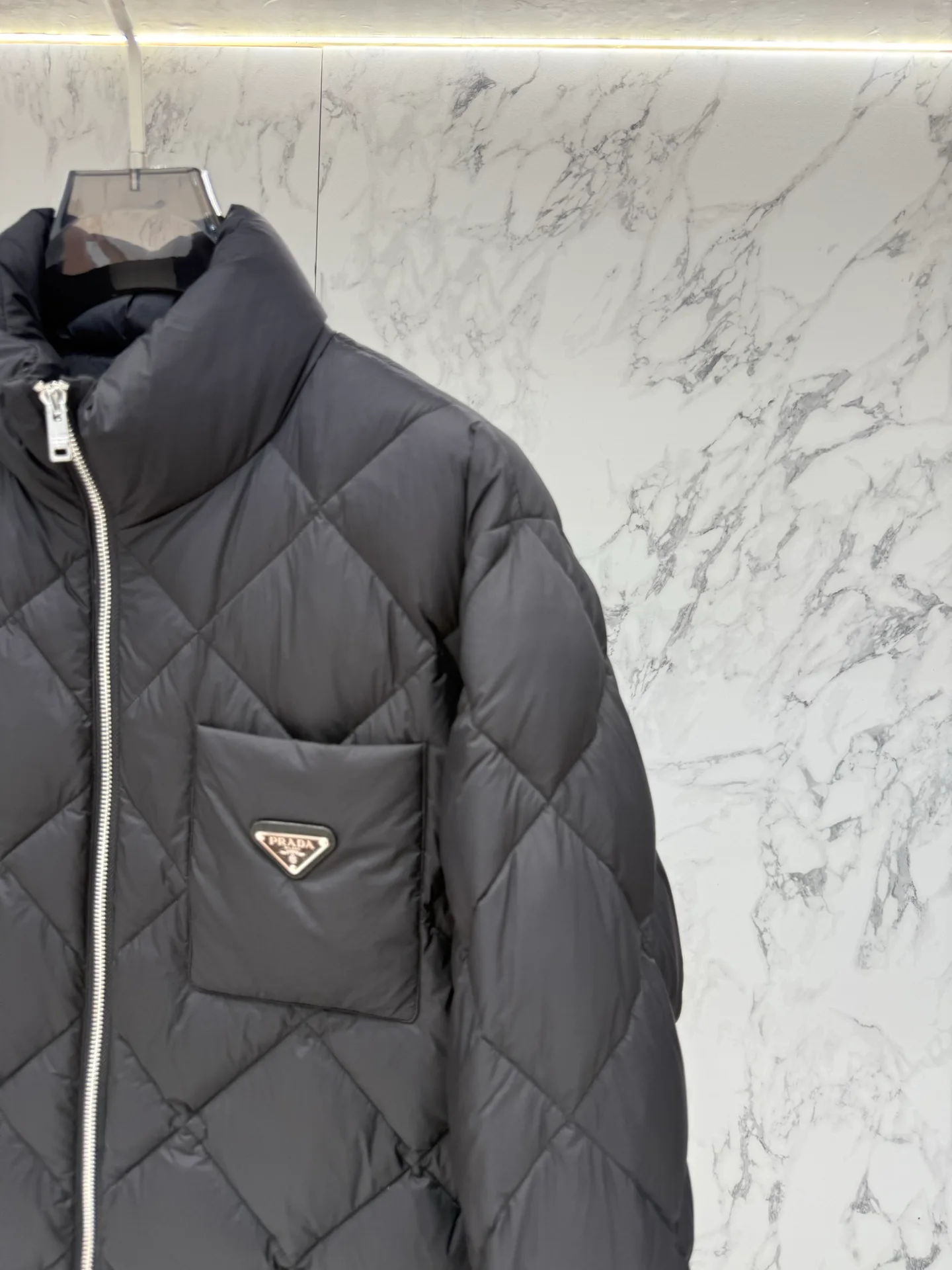 Women's Jackets And Down Jackets PRADA 18480923