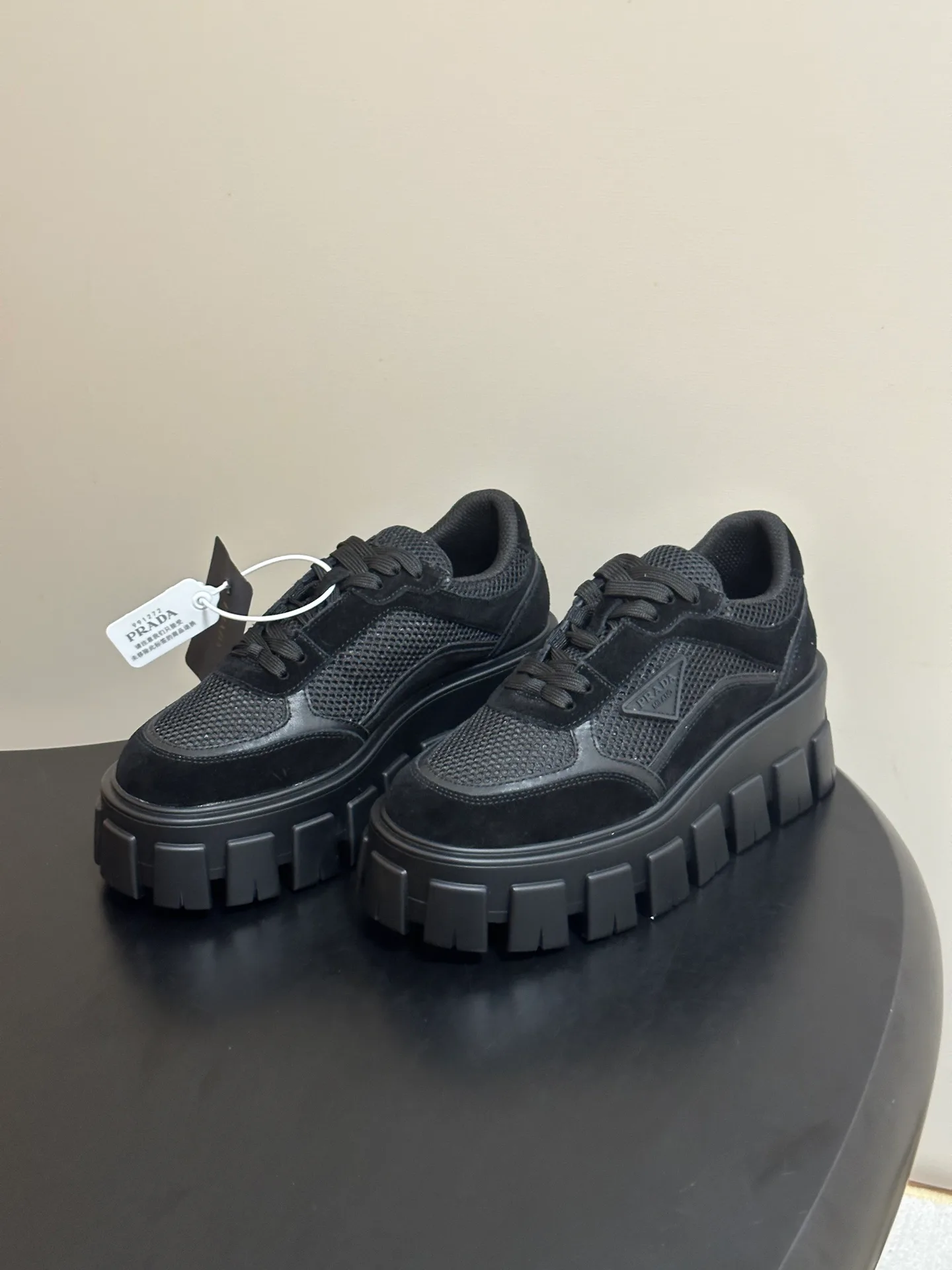 Women's Sneakers PRADA 18049583