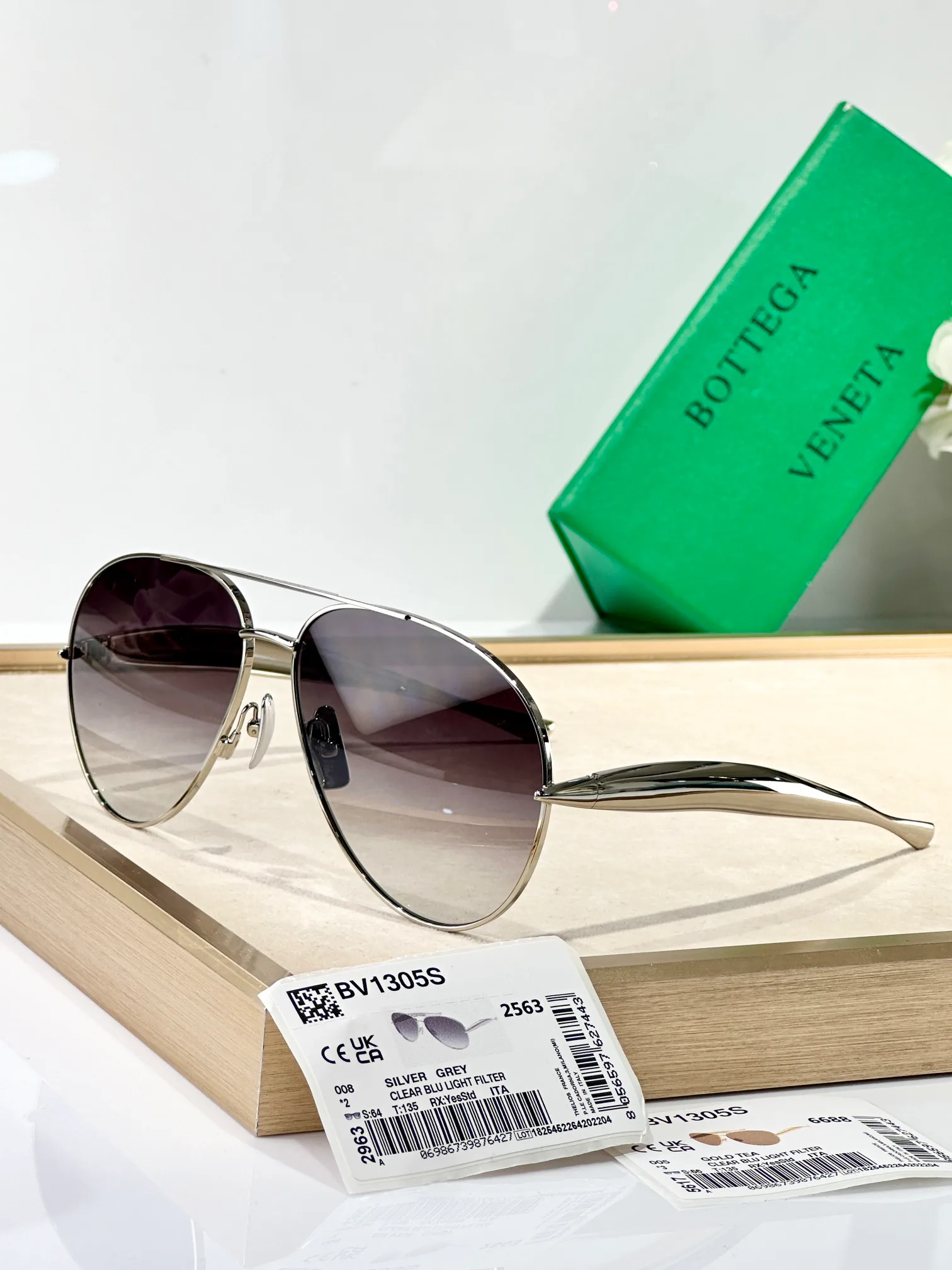 Glasses BOTTEGA VENETA 18118336