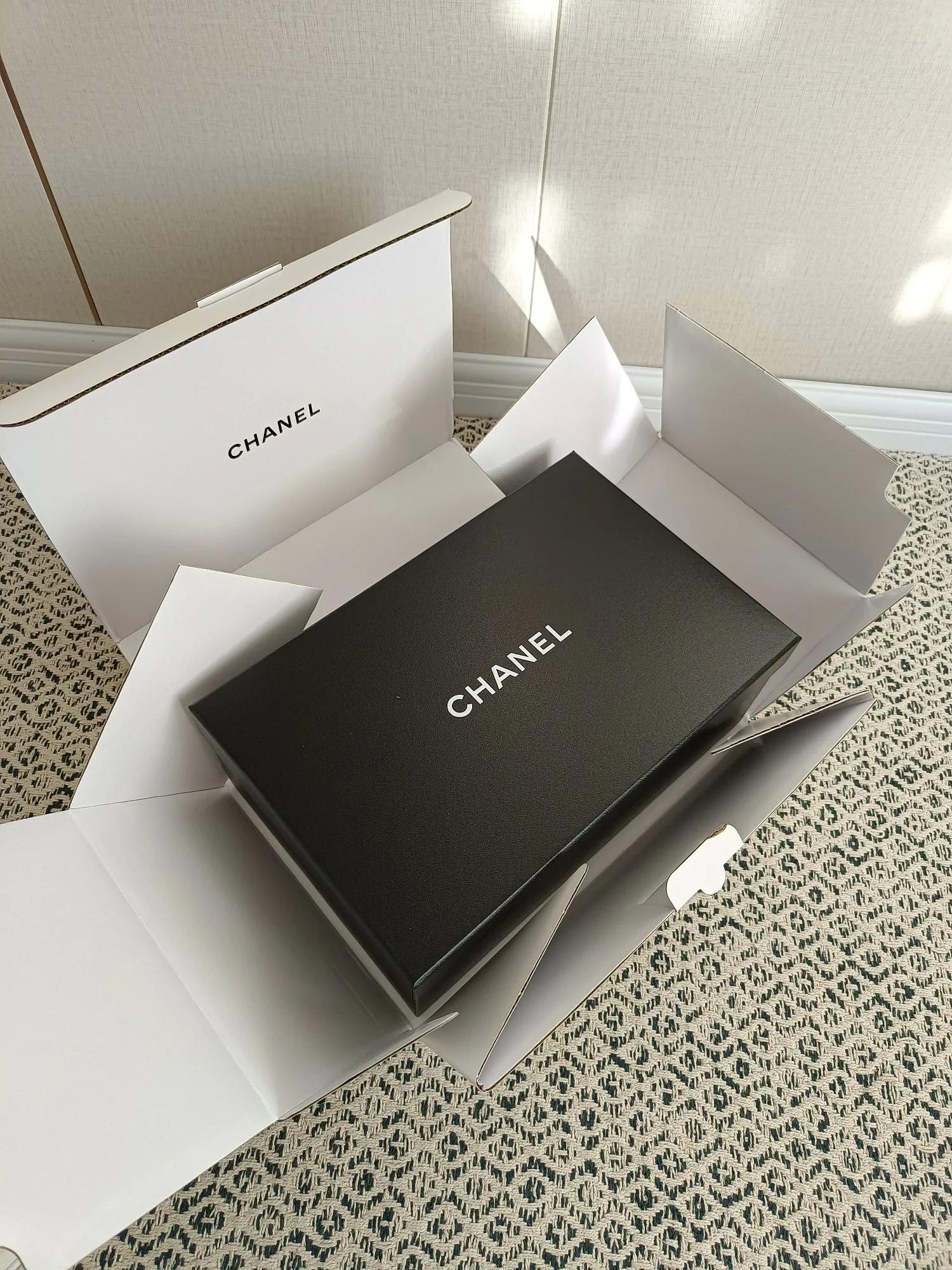 Women's Sneakers CHANEL 18274003