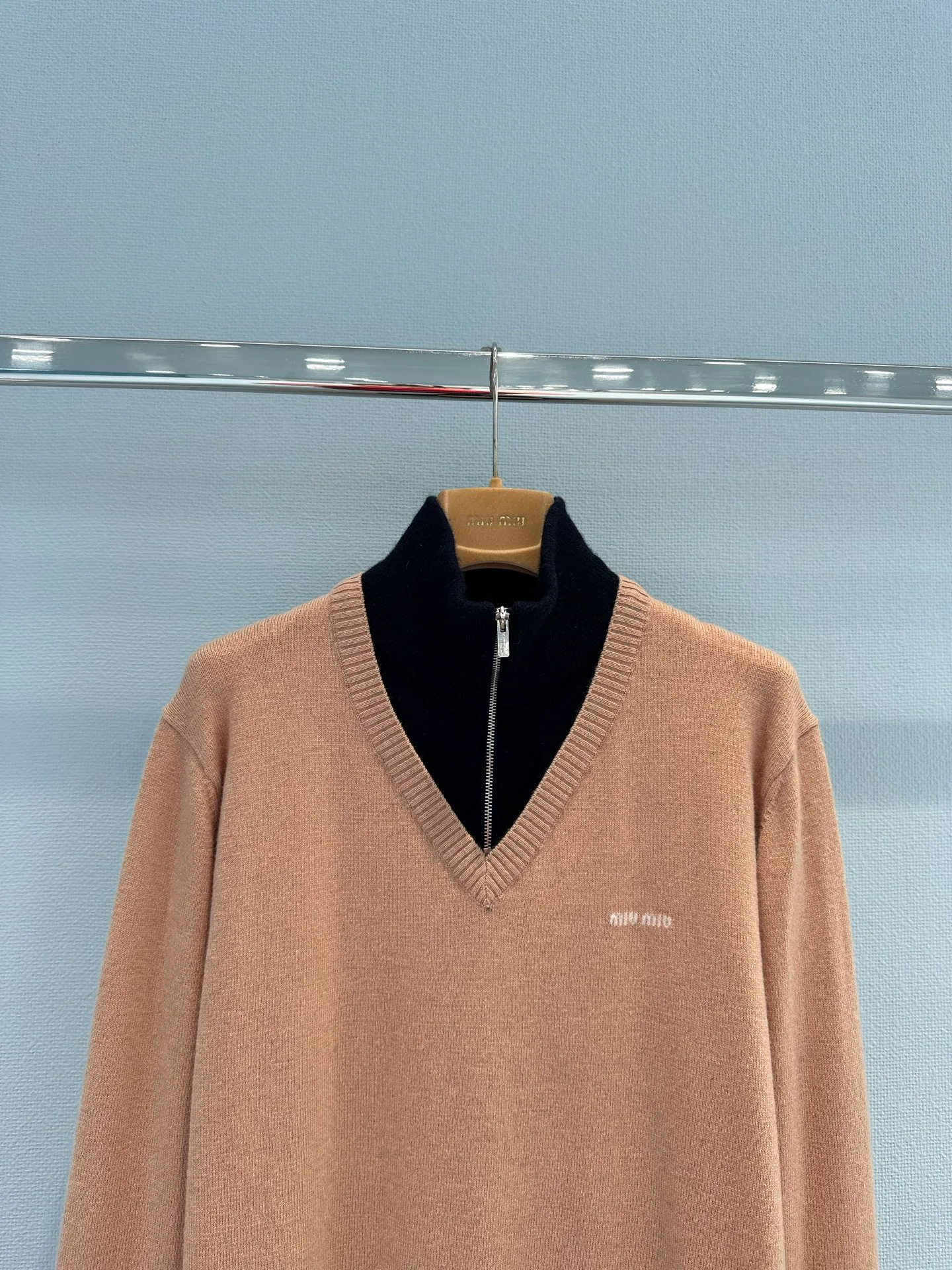 Women's Jumpers And Sweaters MIU MIU 18114659