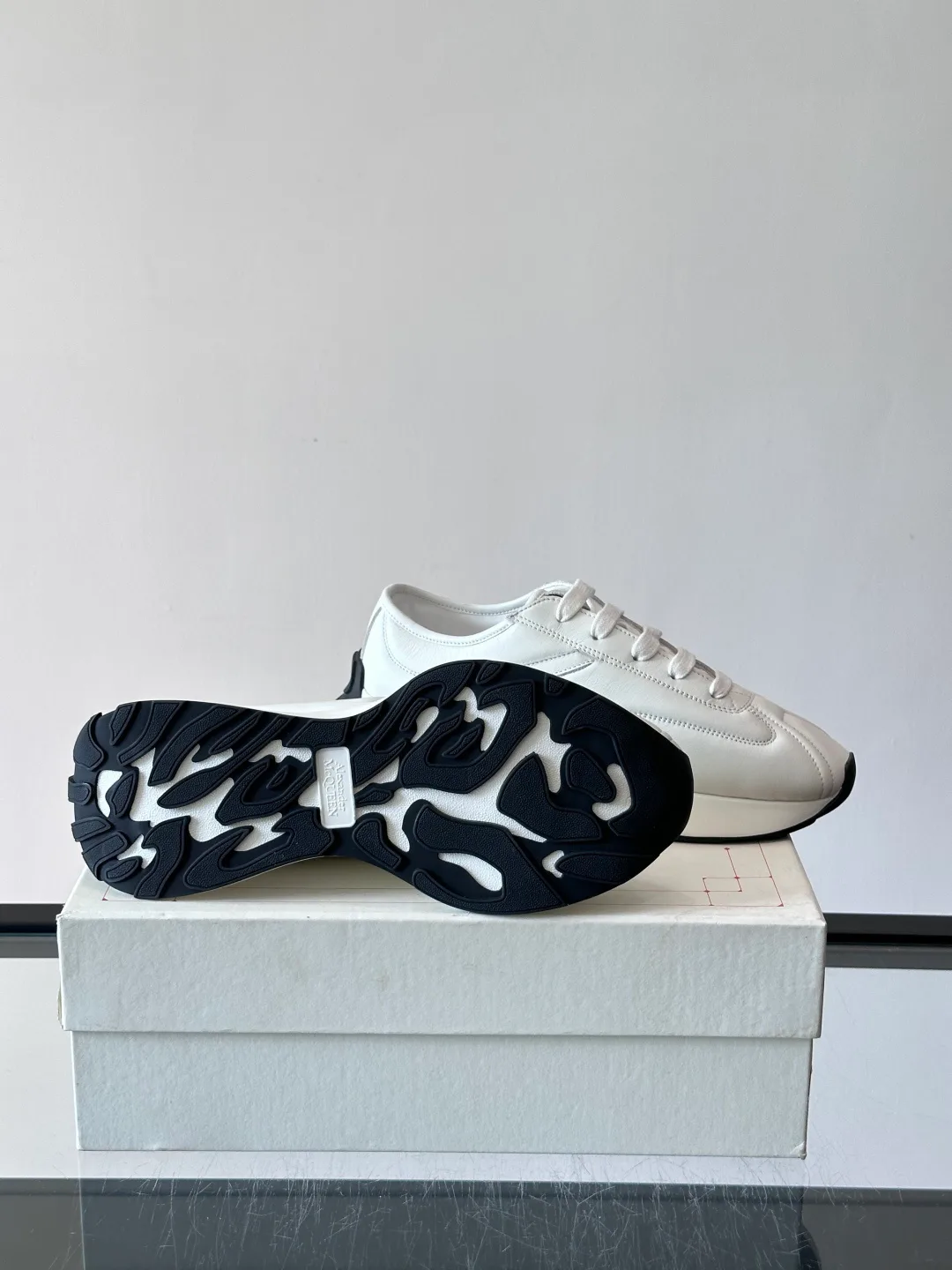 Women's Sneakers ALEXANDER MCQUEEN 17328790