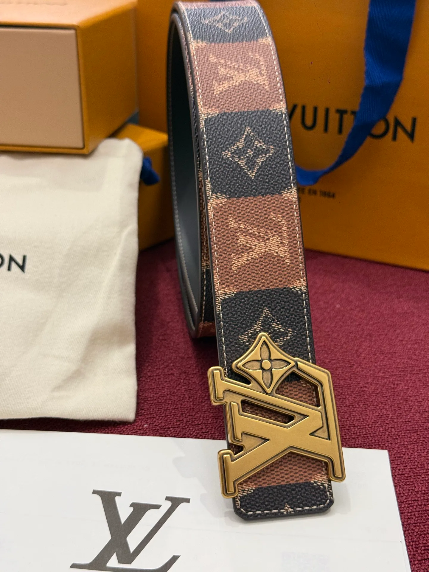Belts LOUIS VUITTON 18262493