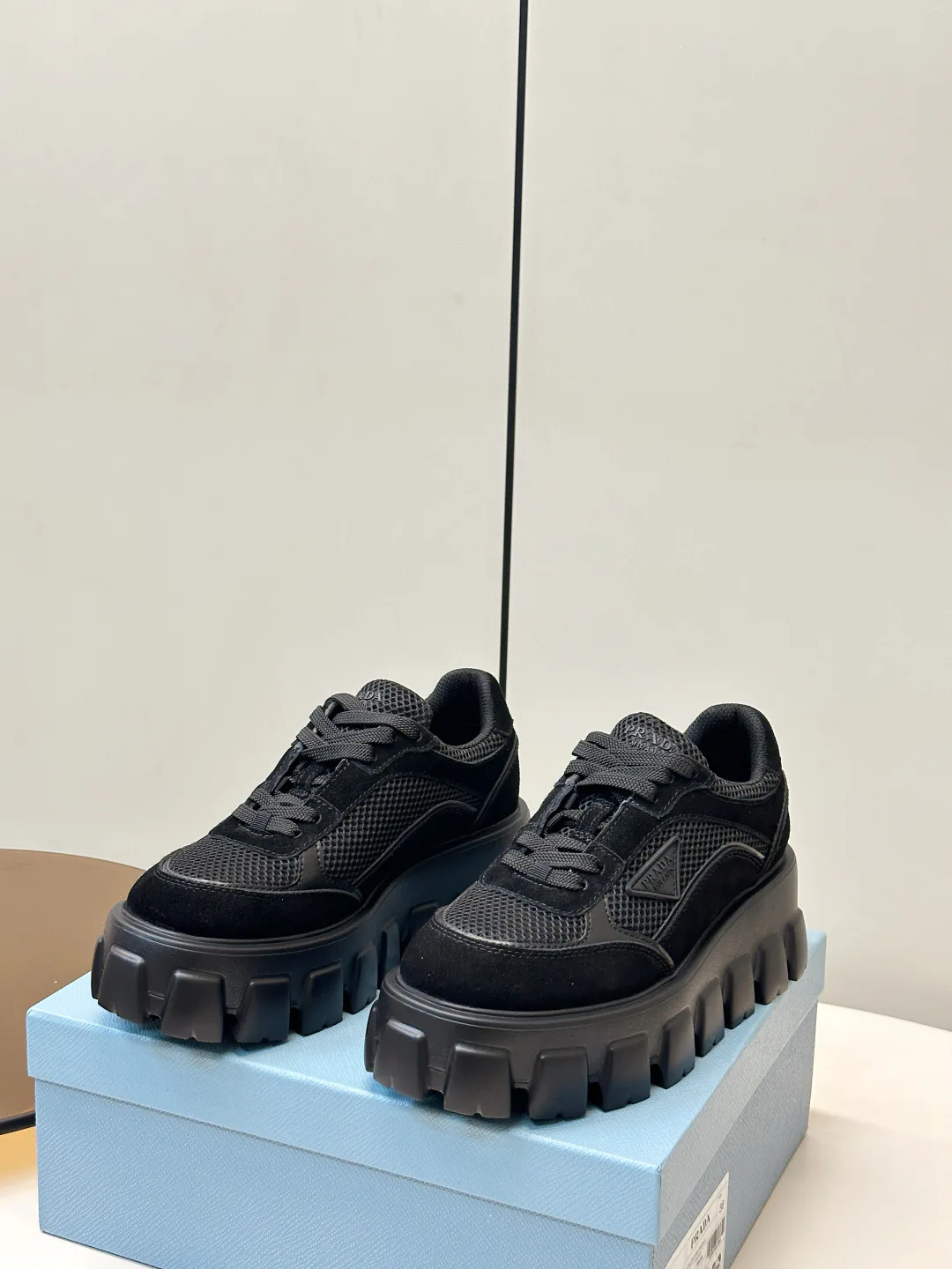 Women's Sneakers PRADA 18133083