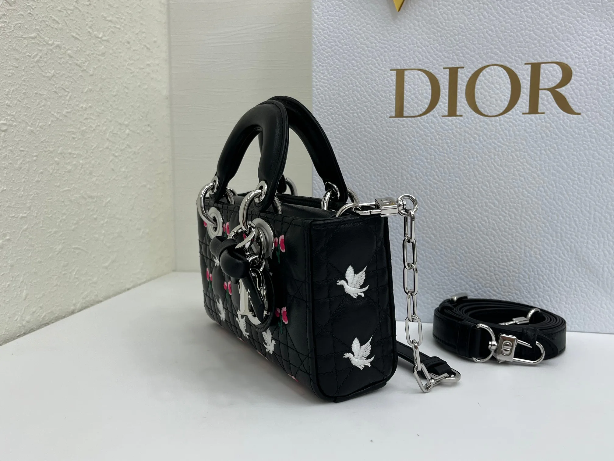 Women's Classic Handbags CHRISTIAN DIOR 17407056