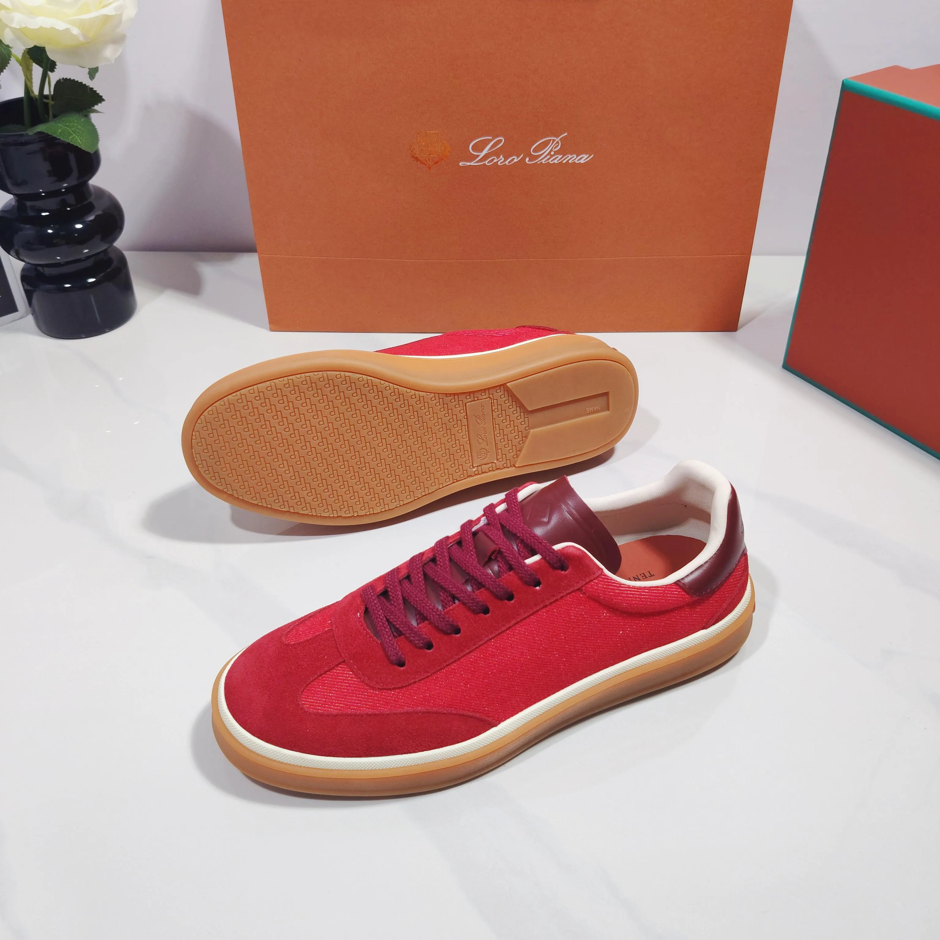 Women's Sneakers LORO PIANA 17961930