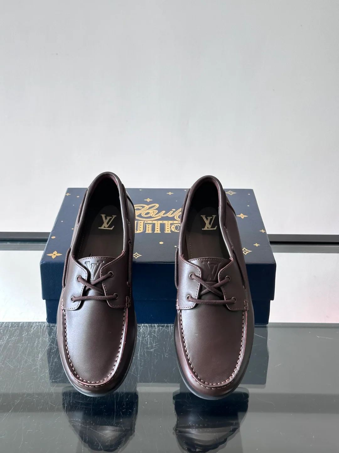 Men's Loafers And Dress Shoes LOUIS VUITTON 18118553