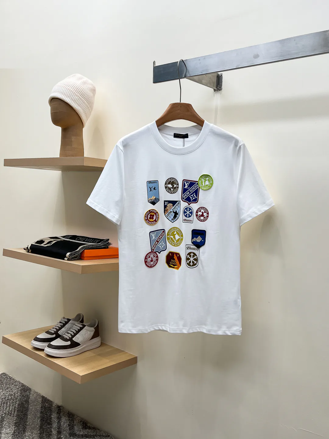 Men's T-Shirts LOUIS VUITTON 18499354