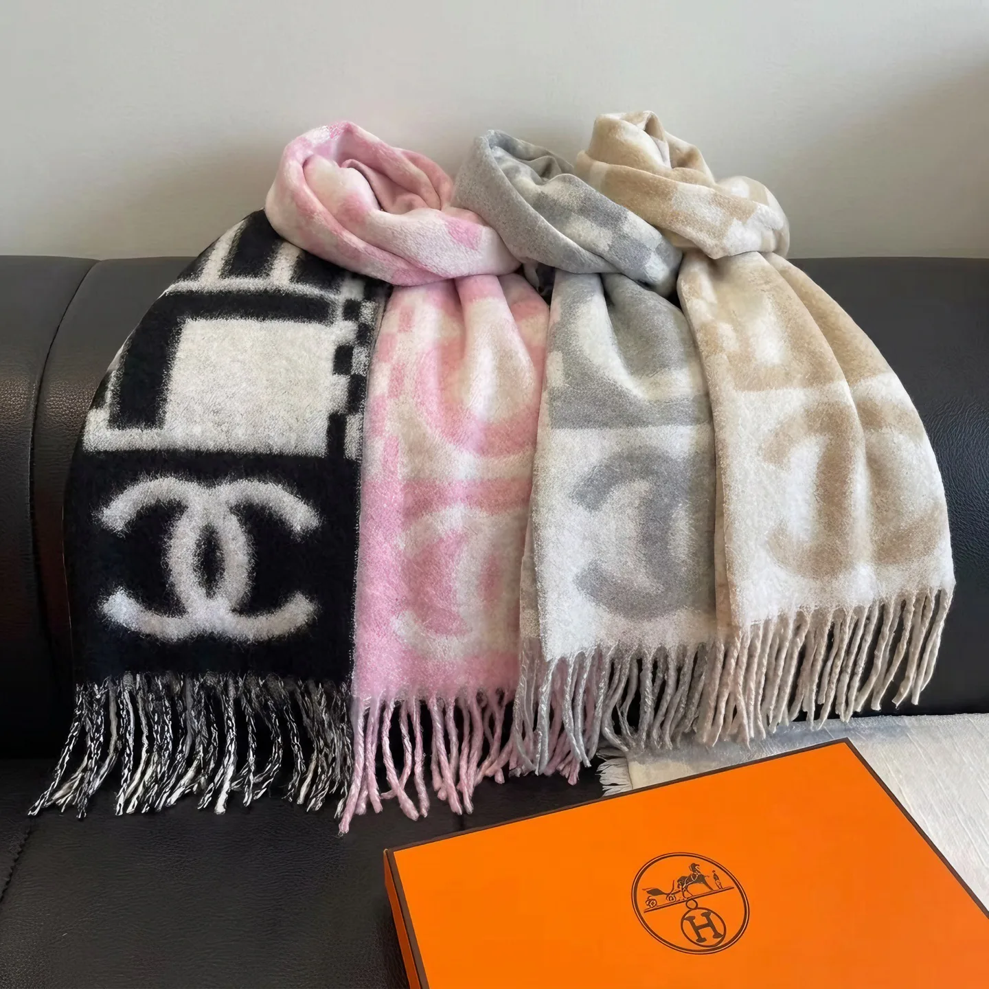 Scarves CHANEL 18322569