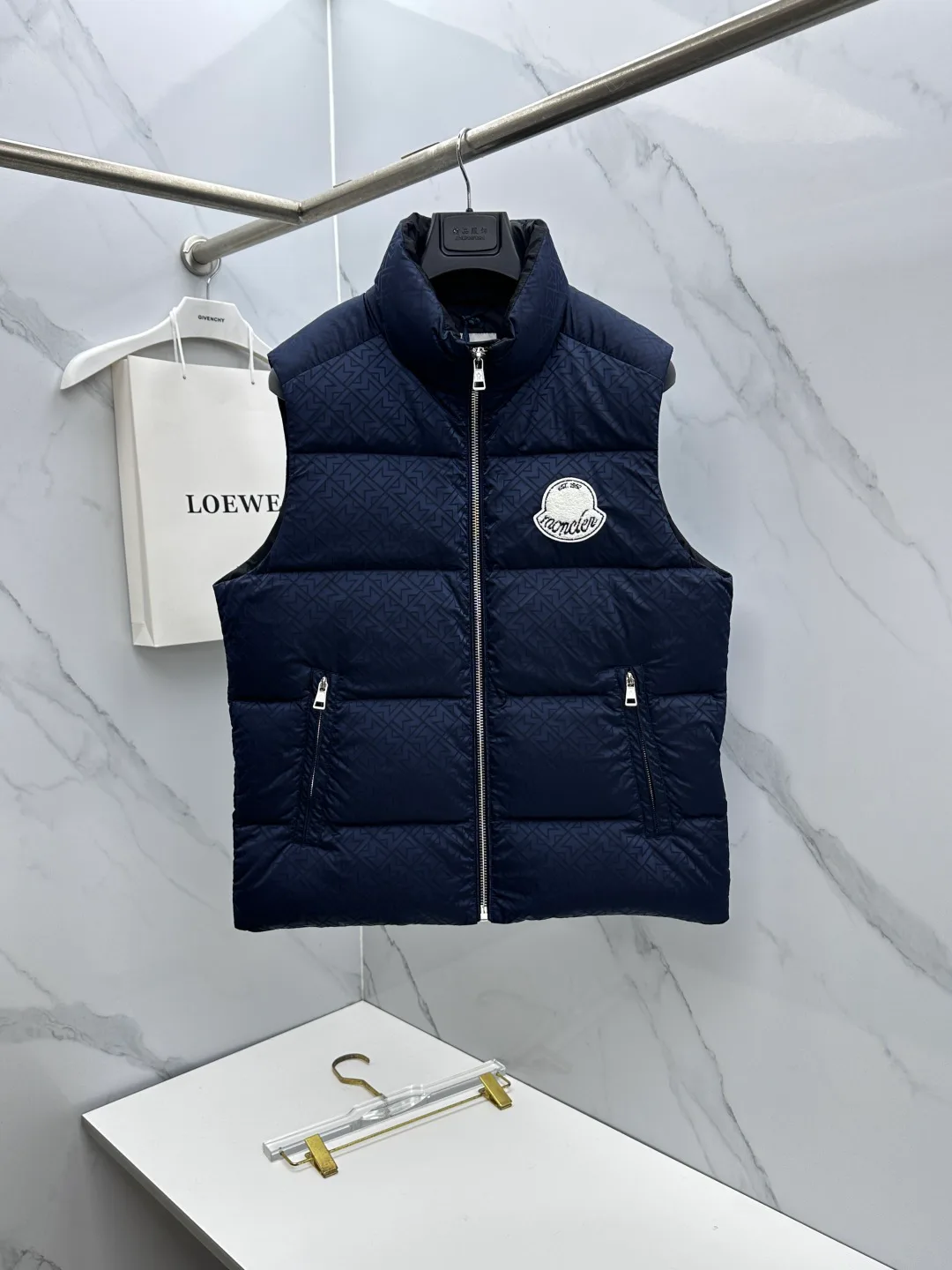 Men's Vests MONCLER 19555443