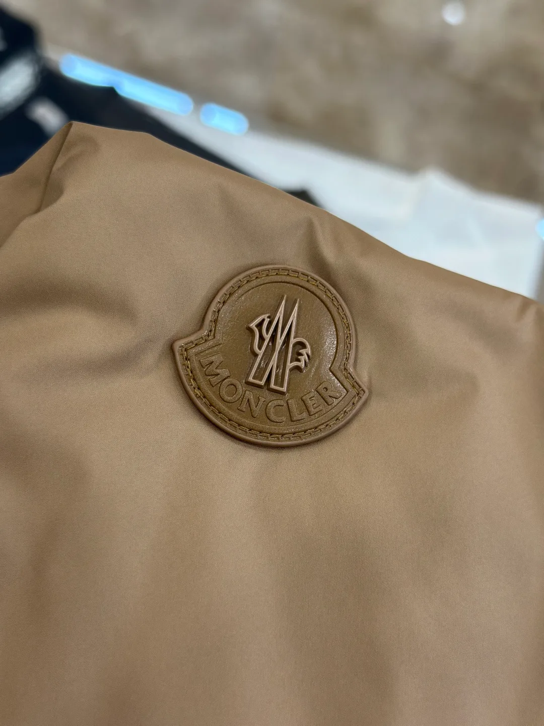 Men's Jackets And Down Jackets MONCLER 18461339