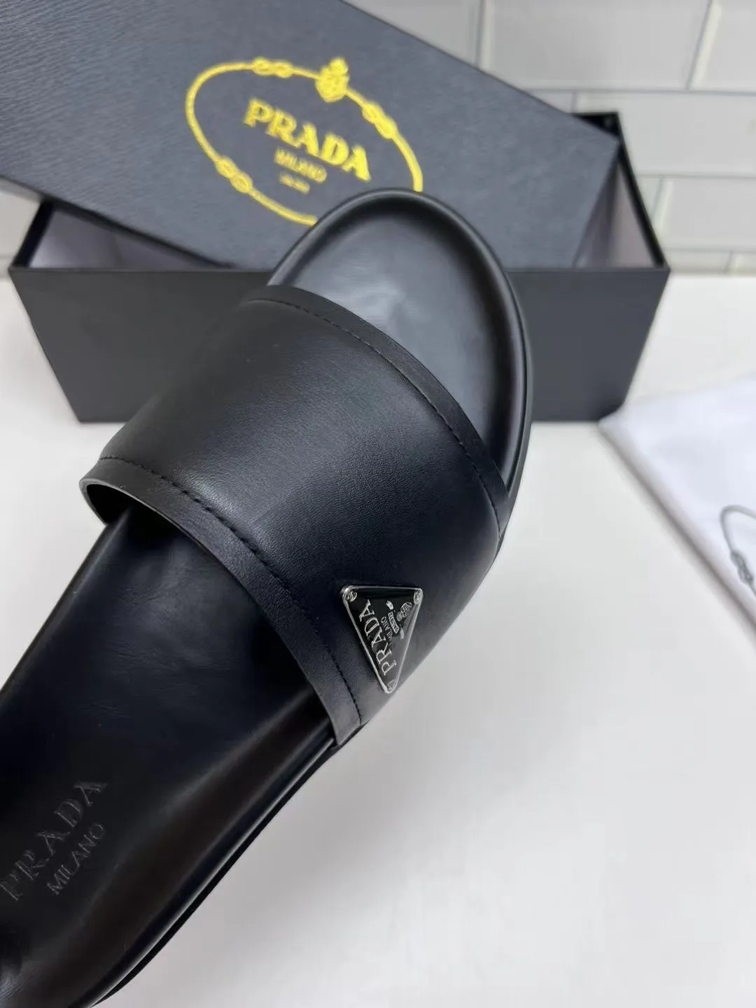 Women's Flip-Flops PRADA 17689373