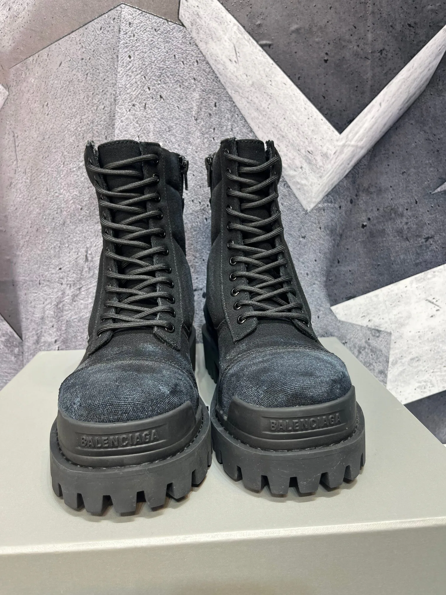 Men's Ankle Boots BALENCIAGA 17962236