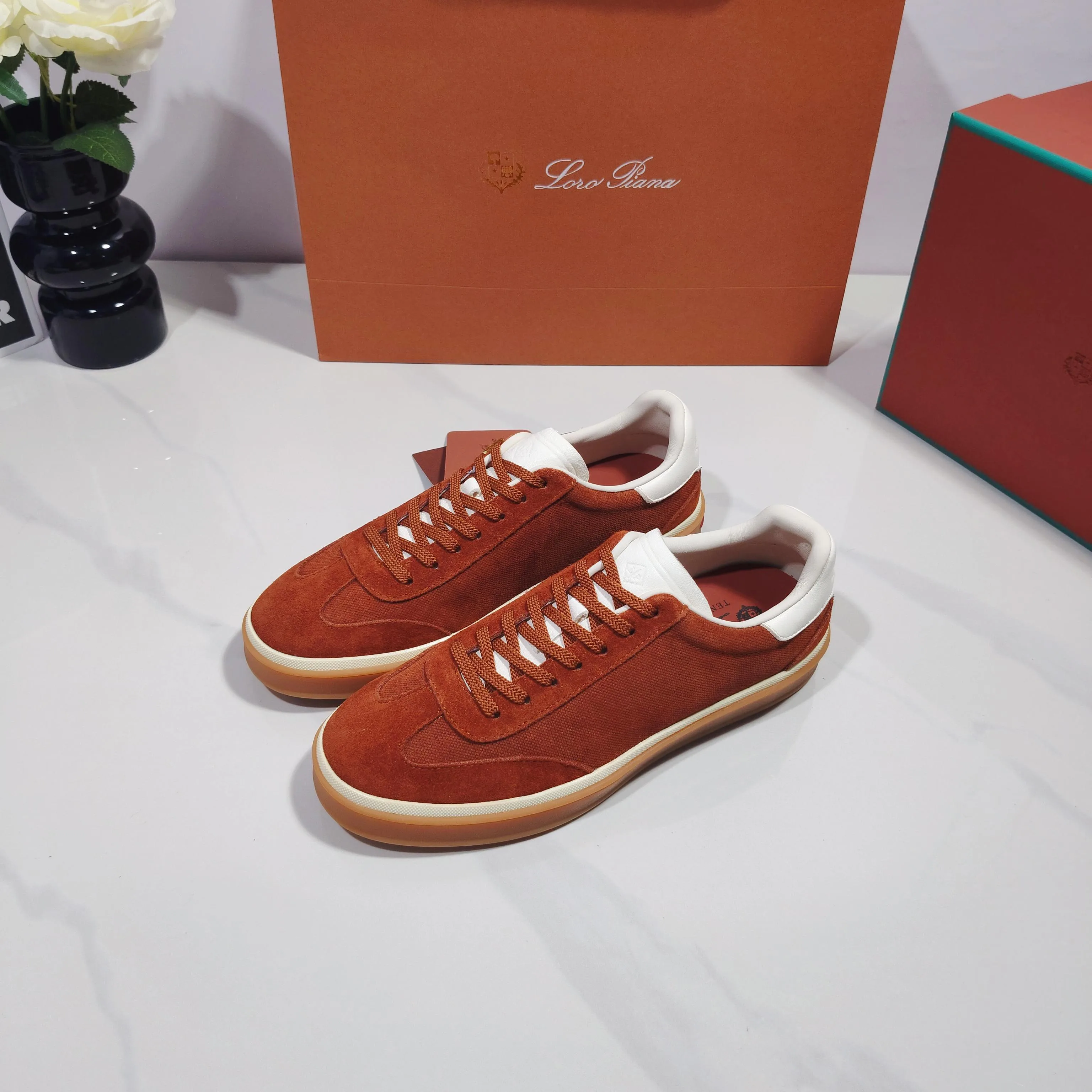 Women's Sneakers LORO PIANA 17961968