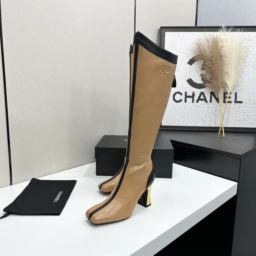 Women's Boots CHANEL 18366728